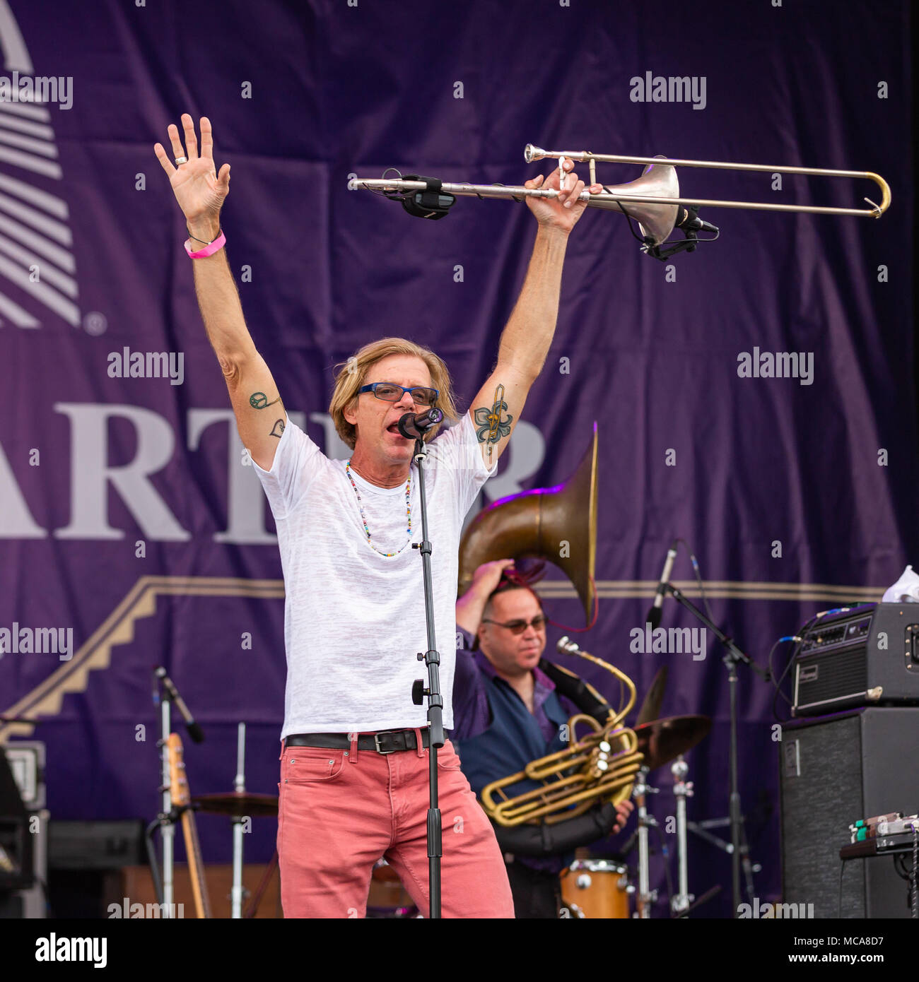 New Orleans, USA. 13 avr, 2018. 2018 Festival du Quartier Français de La Nouvelle-Orléans, a lancé le 12 avril avec plus de 20 étapes étalées sur le River walk et les rues du Quartier Français. Crédit : Tom Pumphret/Alamy Live News Banque D'Images