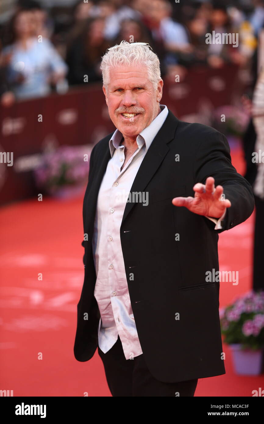 Malaga, Andalousie, espagne. 14 avr, 2018. Ron Perlman s'occupe de festival de Malaga.Le festival de Malaga ou Malaga film festival est un festival de cinéma organisé à Malaga, c'est principalement de promouvoir les films en langue espagnole. Credit : Manu Haiti/SOPA Images/ZUMA/Alamy Fil Live News Banque D'Images