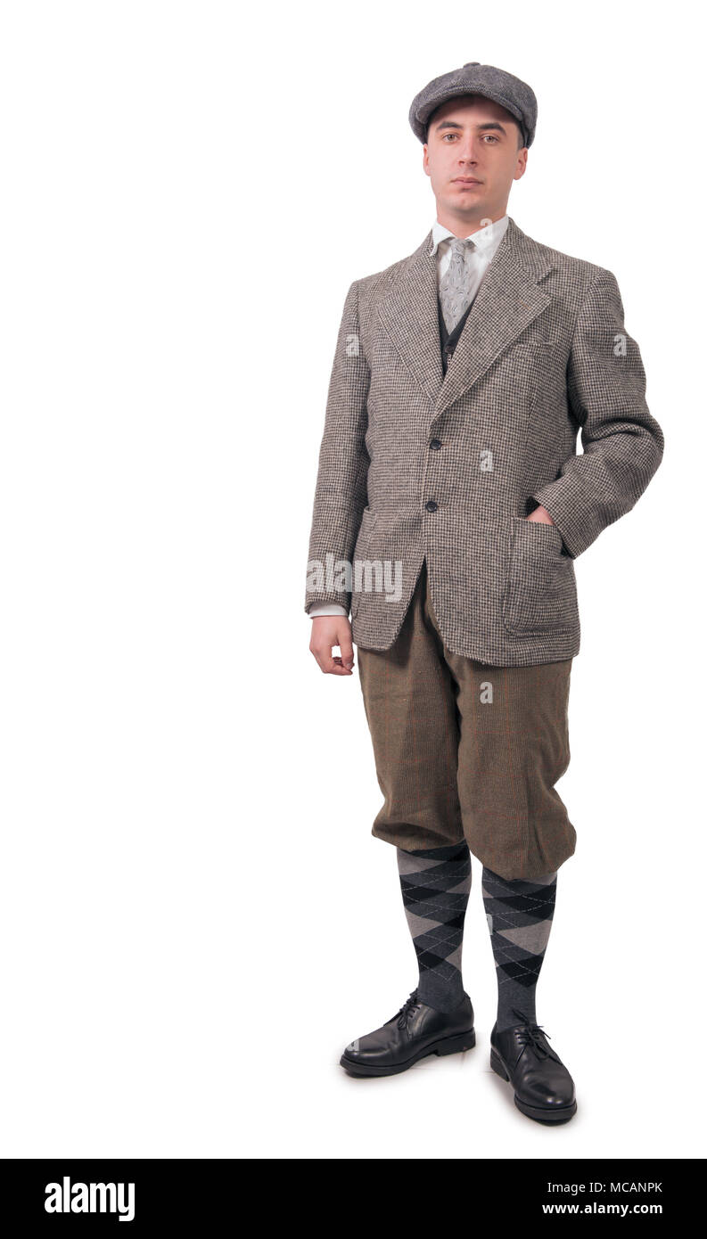 Jeune homme de vêtements vintage avec chapeau, style 1940, isolé sur fond  blanc Photo Stock - Alamy