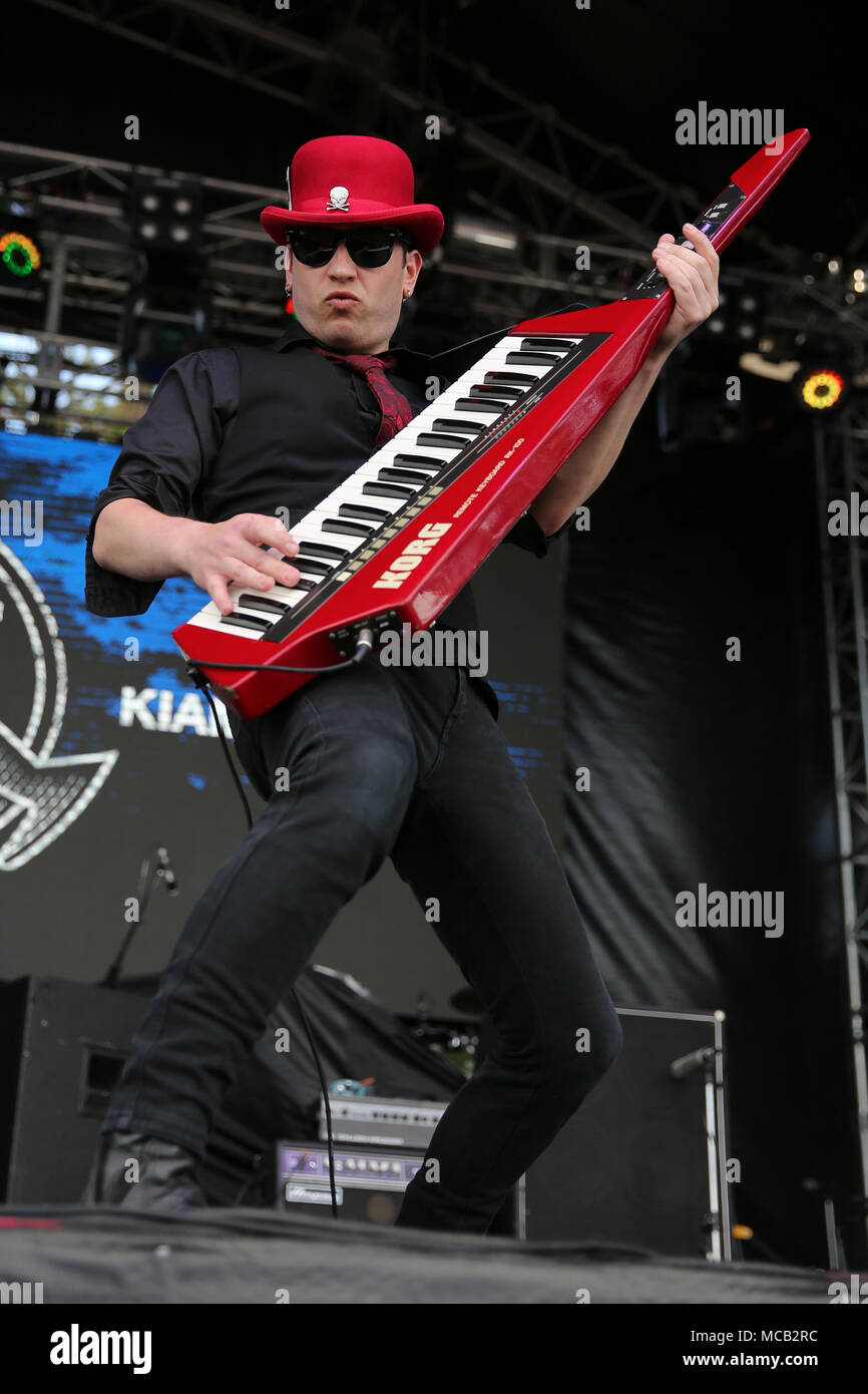 Kiama, NSW, Australie. 14 avr, 2018. Pseudo Echo effectuant au Red Hot Summer Tour in Campbelltown NSW Australie Crédit : Presse/ZUMA/Alamy Fil Live News Banque D'Images