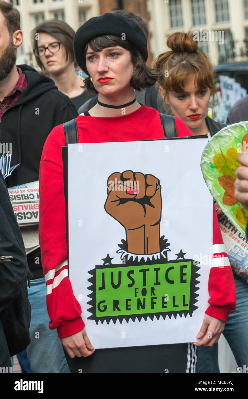 Londres, Royaume-Uni. 14 avril 2018. Personnes dont de nombreux qui ont perdu famille et amis à Grenfell se rassemblent pour prendre part à une marche silencieuse marquant 10 mois depuis la catastrophe.Ils veulent la justice avec les responsables d'être traduits en justice, pour la communauté concerne d'être entendu et pour que les changements soient faits pour assurer la sécurité de tous, notamment ceux qui vivent dans des logements sociaux. Crédit : Peter Marshall/Alamy Live News Banque D'Images