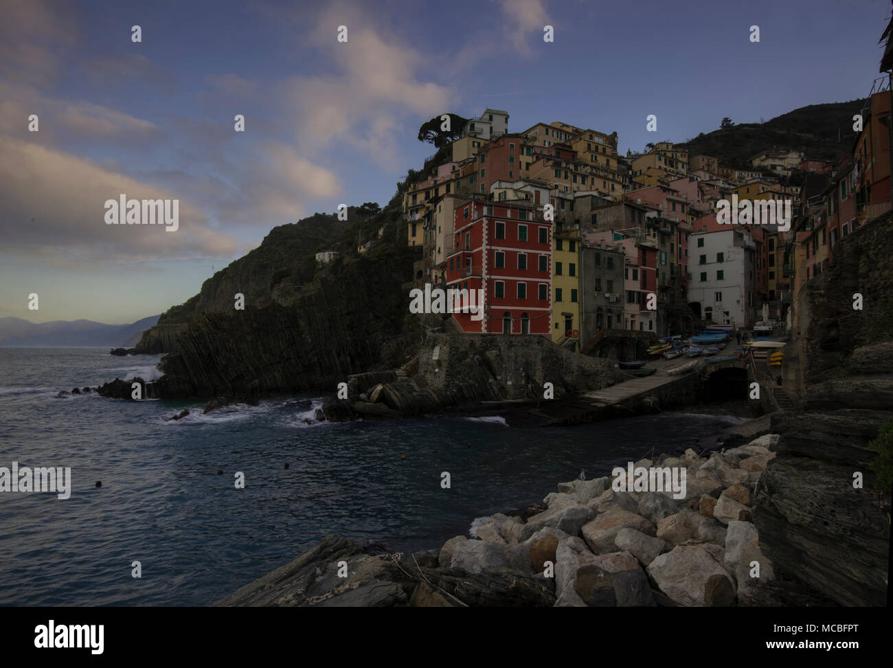 Riomaggiore, Cinque Terre, sunrise, ligurie, italie Banque D'Images