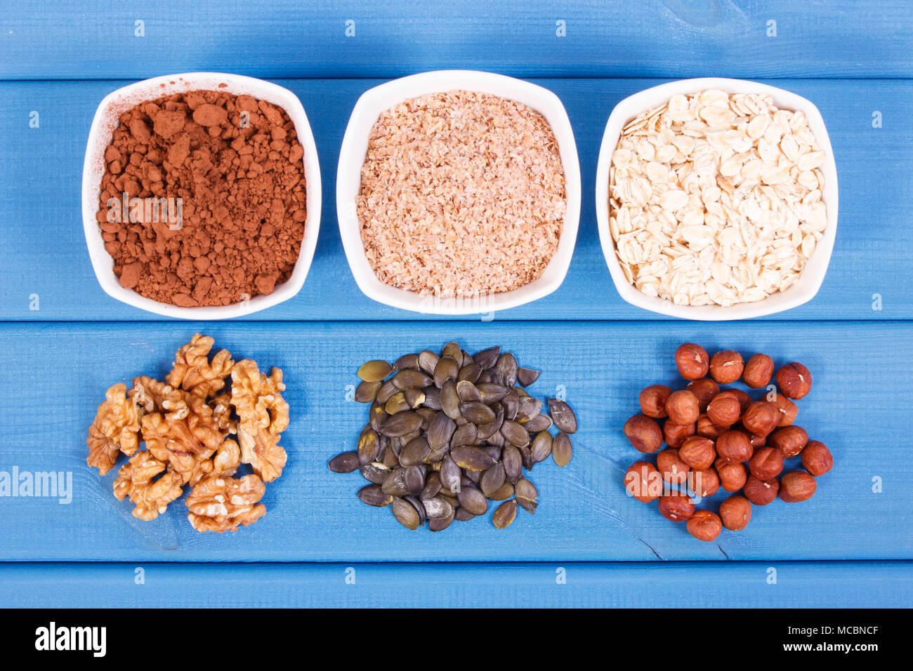 Les aliments sains contenant du cuivre, de minéraux naturels et de fibres alimentaires Banque D'Images