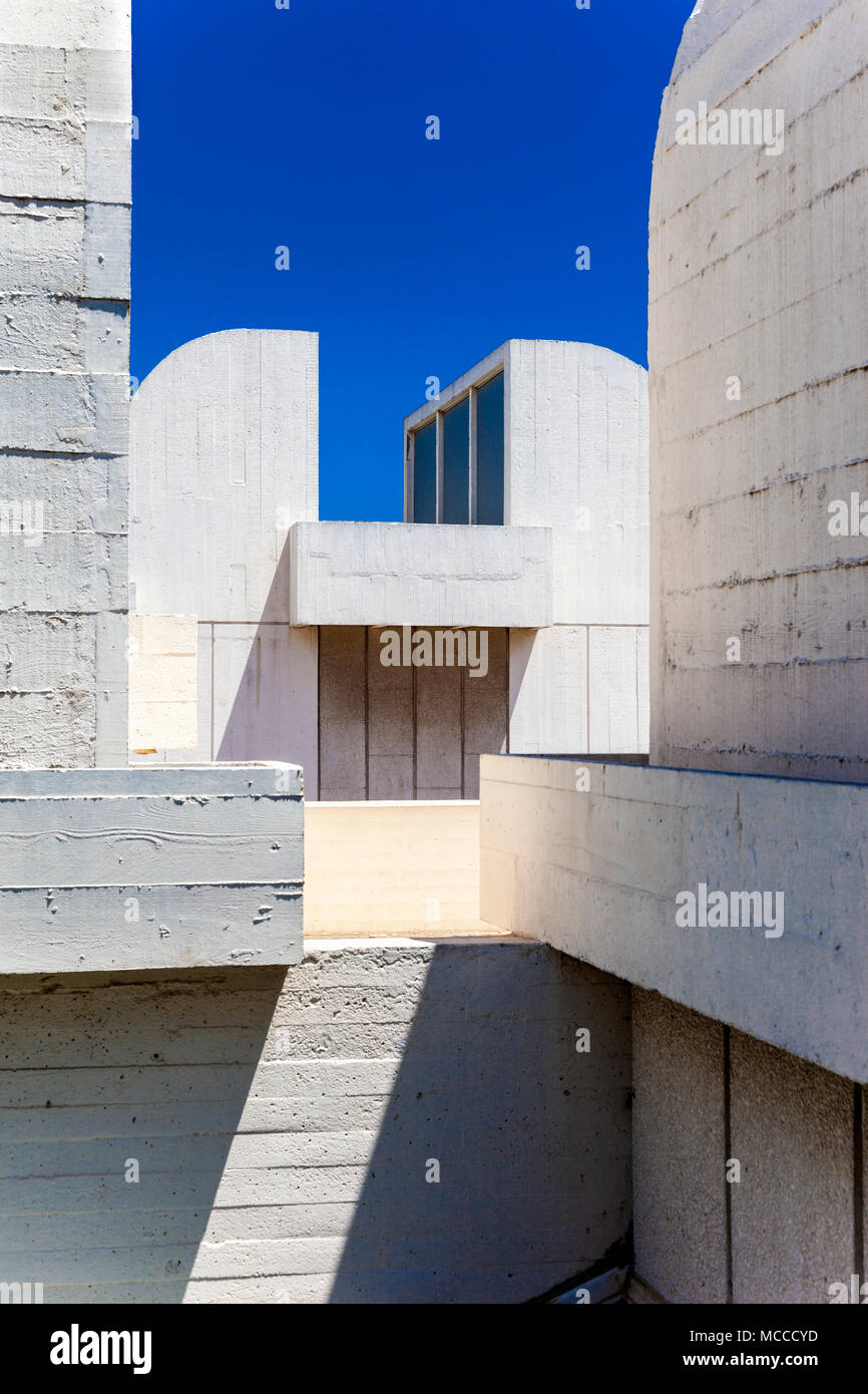 Fondation Joan Miró s'appuyant sur la colline de Montjuic à Barcelone, Espagne Banque D'Images