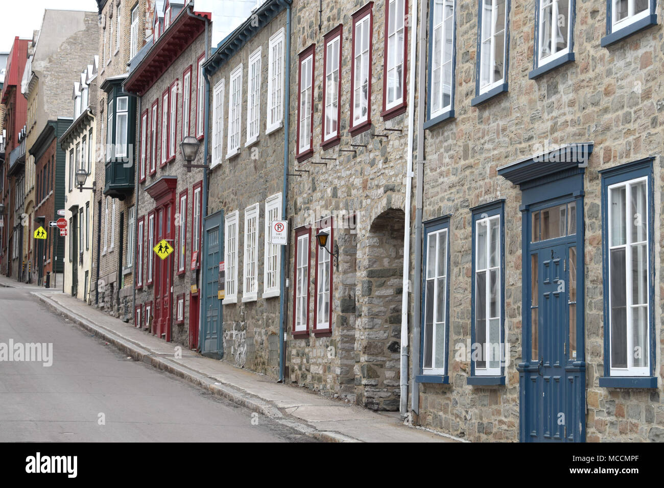 Rue du vieux Québec, un site du patrimoine mondial de l'UNESCO. Banque D'Images