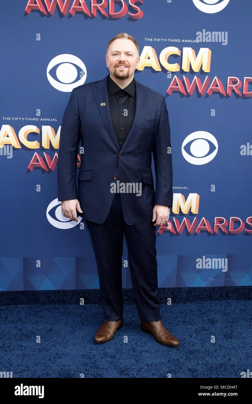 Josh Osborne au niveau des arrivées pour 53e Academy of Country Music (ACM) Awards - Arrivals 3, MGM Grand Garden Arena, Las Vegas, NV le 15 avril 2018. Photo par : JA/Everett Collection Banque D'Images