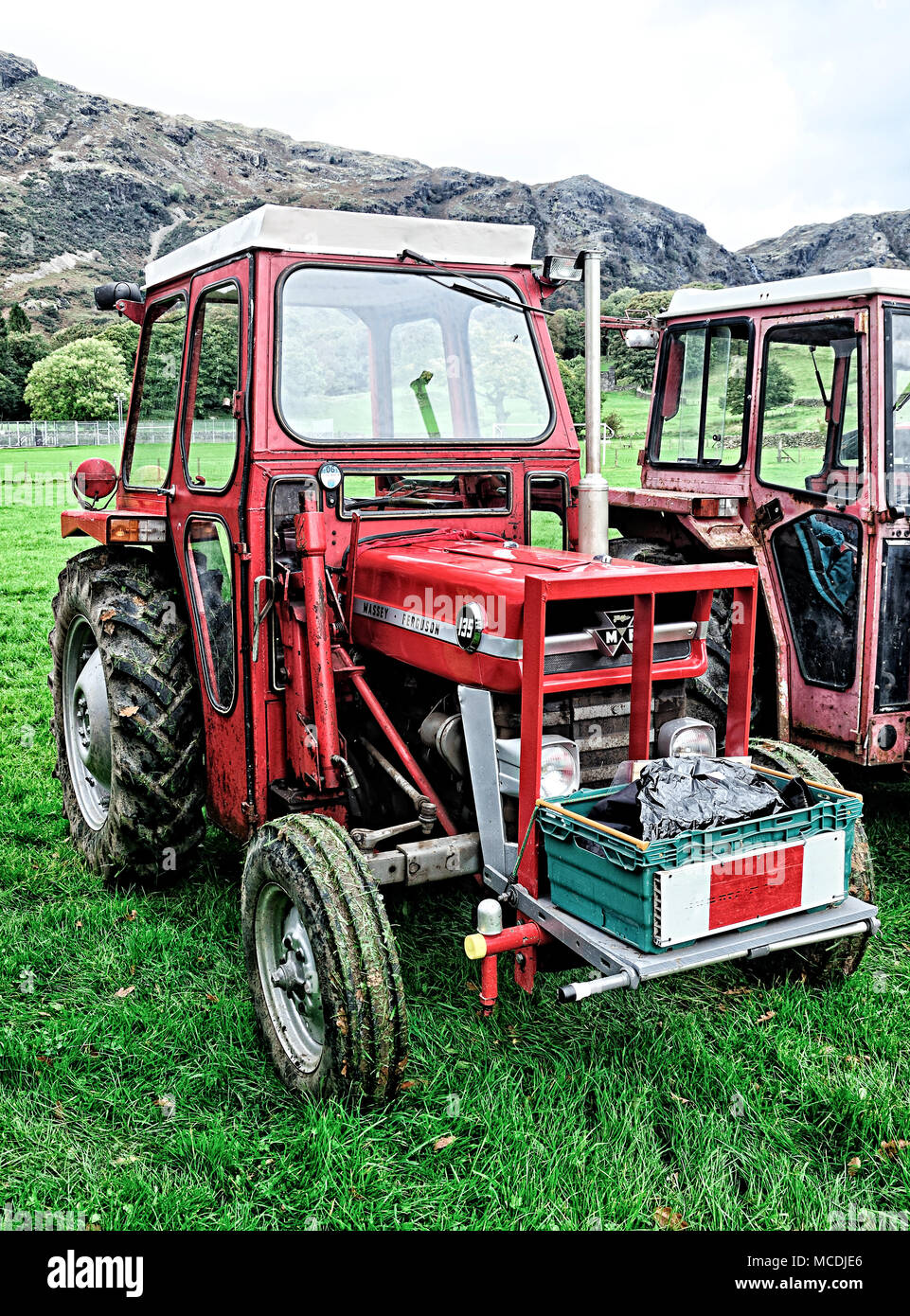 Un tracteur Massey Ferguson Banque D'Images