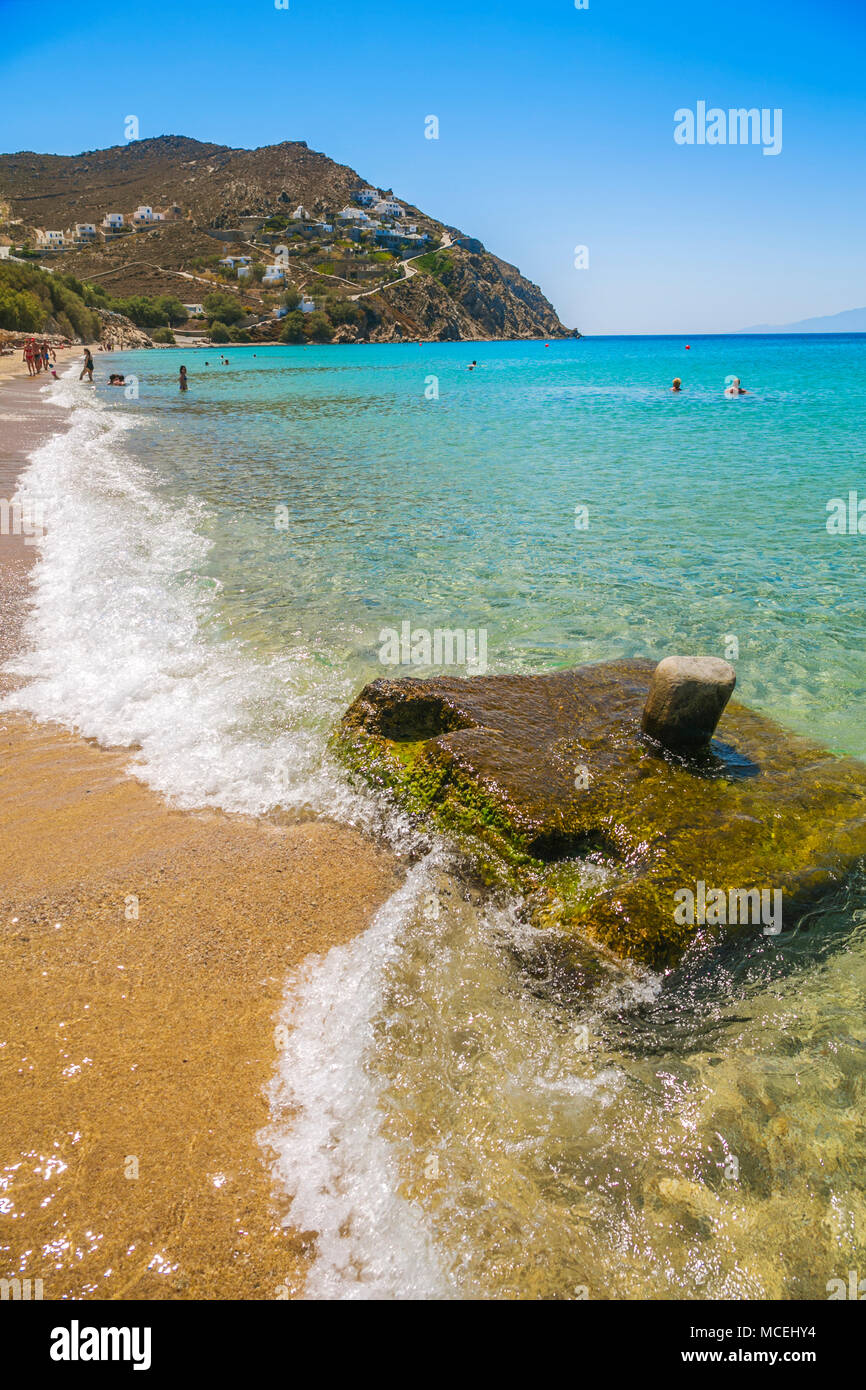 La plage d''Elia. L'île de Mykonos. Ciclades Îles. Grèce Banque D'Images