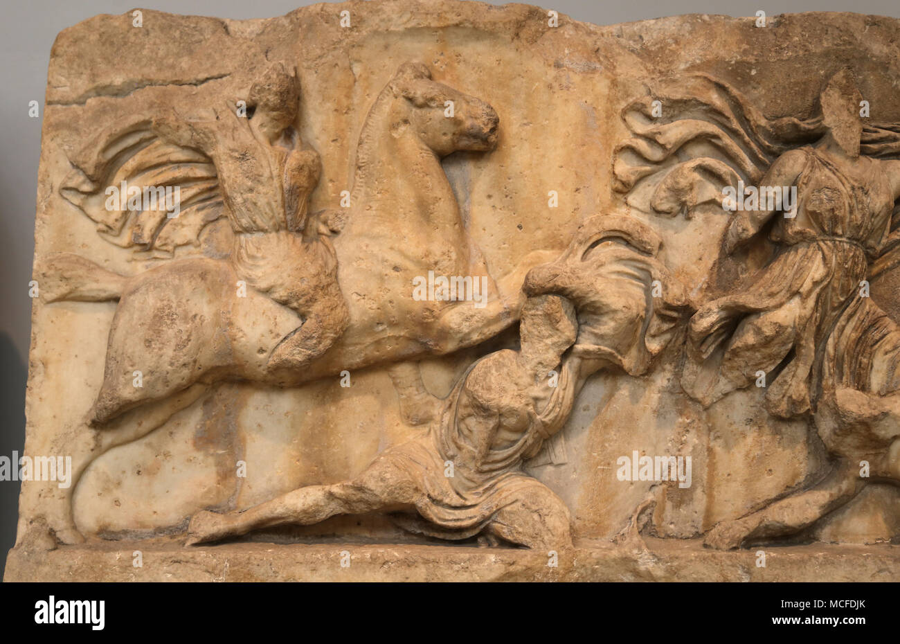 Mausolée d'Halicarnasse. Tombeau de Mausole. La Turquie. Amazonomachy frise. 350 BC. British Museum. Londres. Banque D'Images