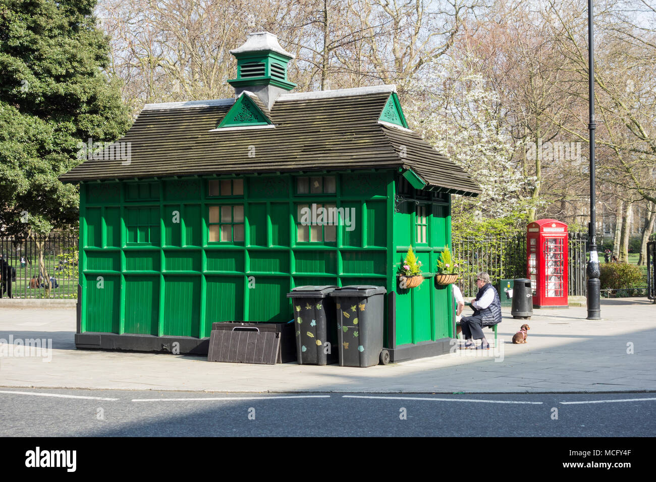 Cabmen's Shelter Russell Square, Bloomsbury, Londres WC1, UK Banque D'Images