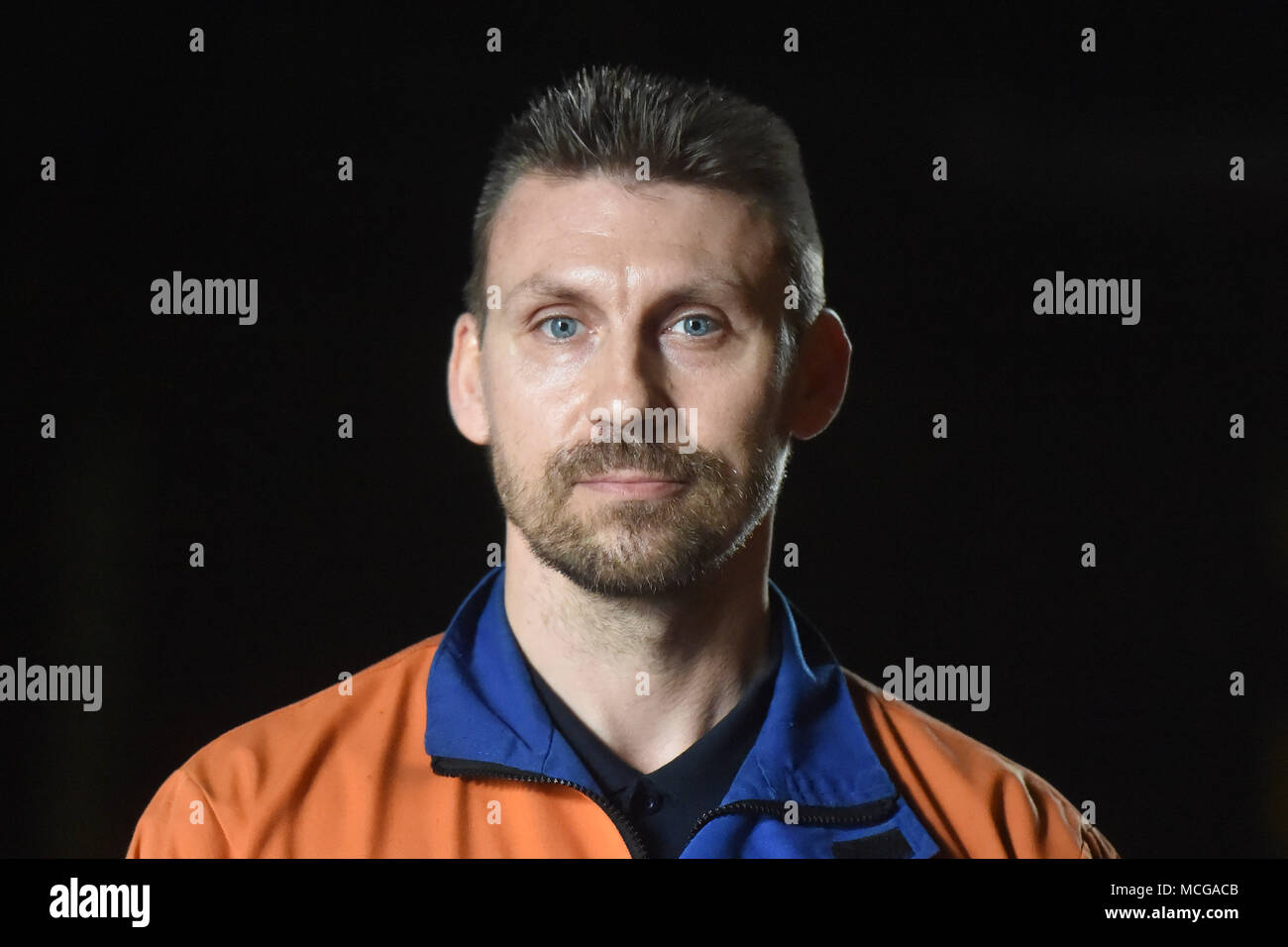 Ostrava, République tchèque. Apr 16, 2018. Vitkovice Machinerie lourde (VHM), une unité de Vitkovice Machinery Group d'entrepreneur Jan Svetlik, est reprise complète de la production de son usine d'acier qui a été limitée en raison d'un manque de capital d'exploitation depuis la mi-janvier. Sur la photo est vue Directeur de Production Thierry Molek, à Ostrava, en République tchèque, le 16 avril 2018. Photo : CTK Jaroslav Ozana/Photo/Alamy Live News Banque D'Images