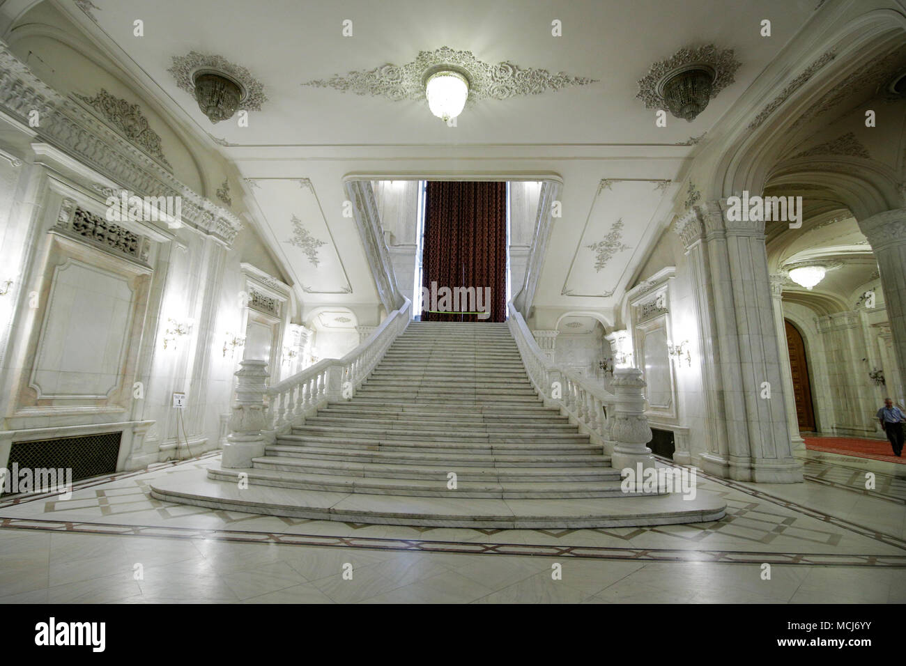 Détails de l'intérieur de l'Architecture Palais du Parlement roumain Banque D'Images
