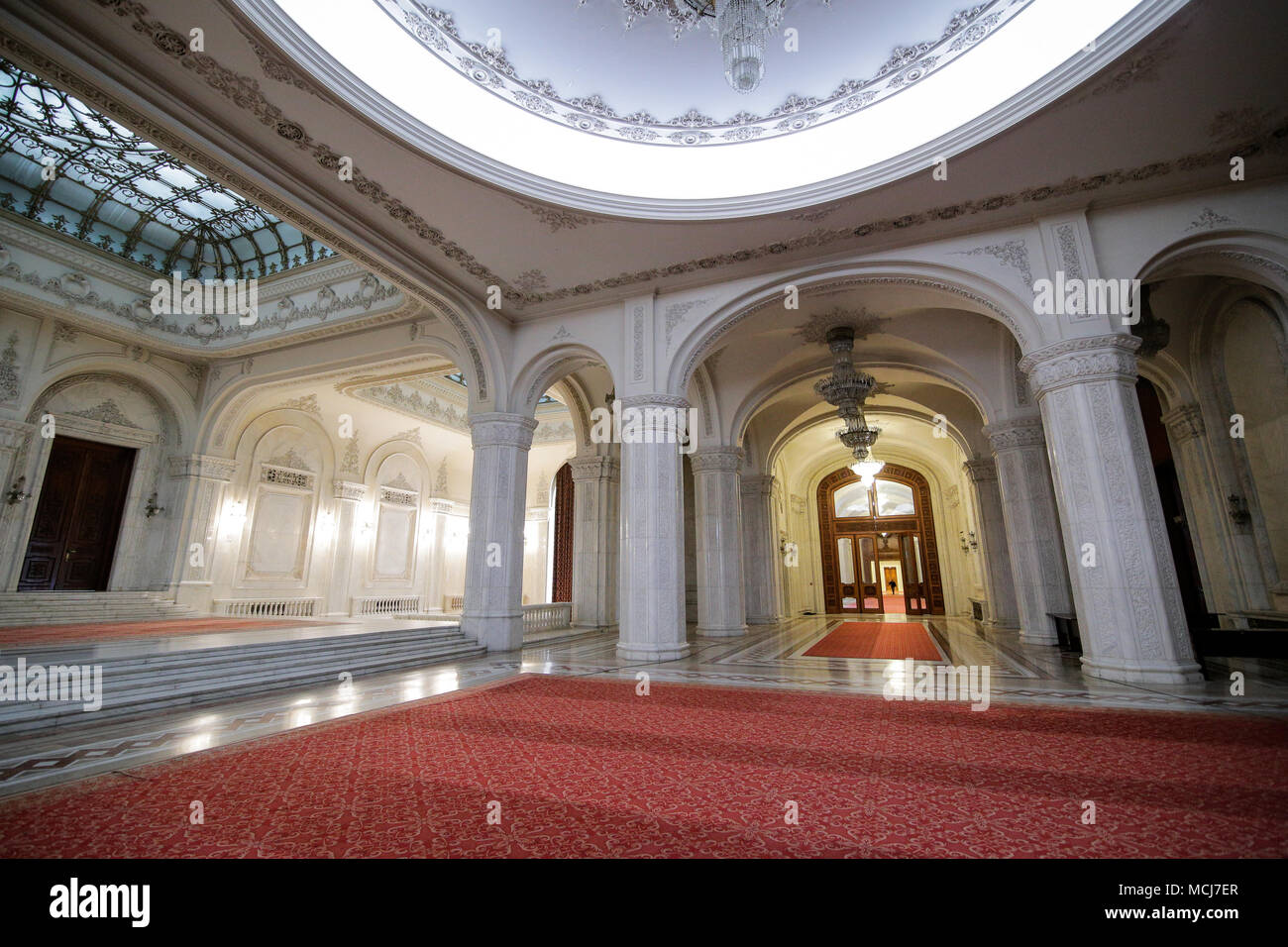 Détails de l'intérieur de l'Architecture Palais du Parlement roumain Banque D'Images
