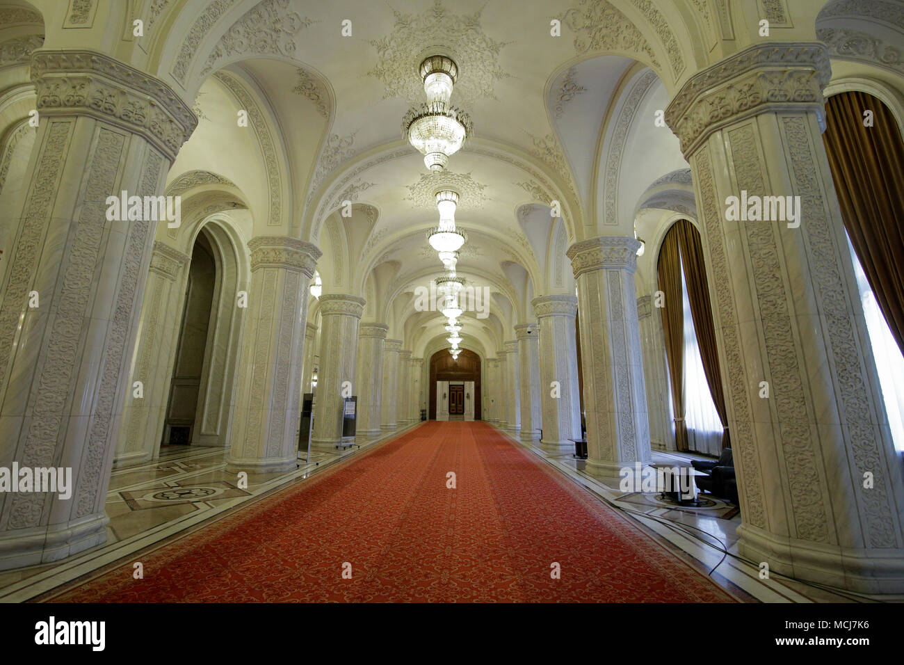 Détails de l'intérieur de l'Architecture Palais du Parlement roumain Banque D'Images