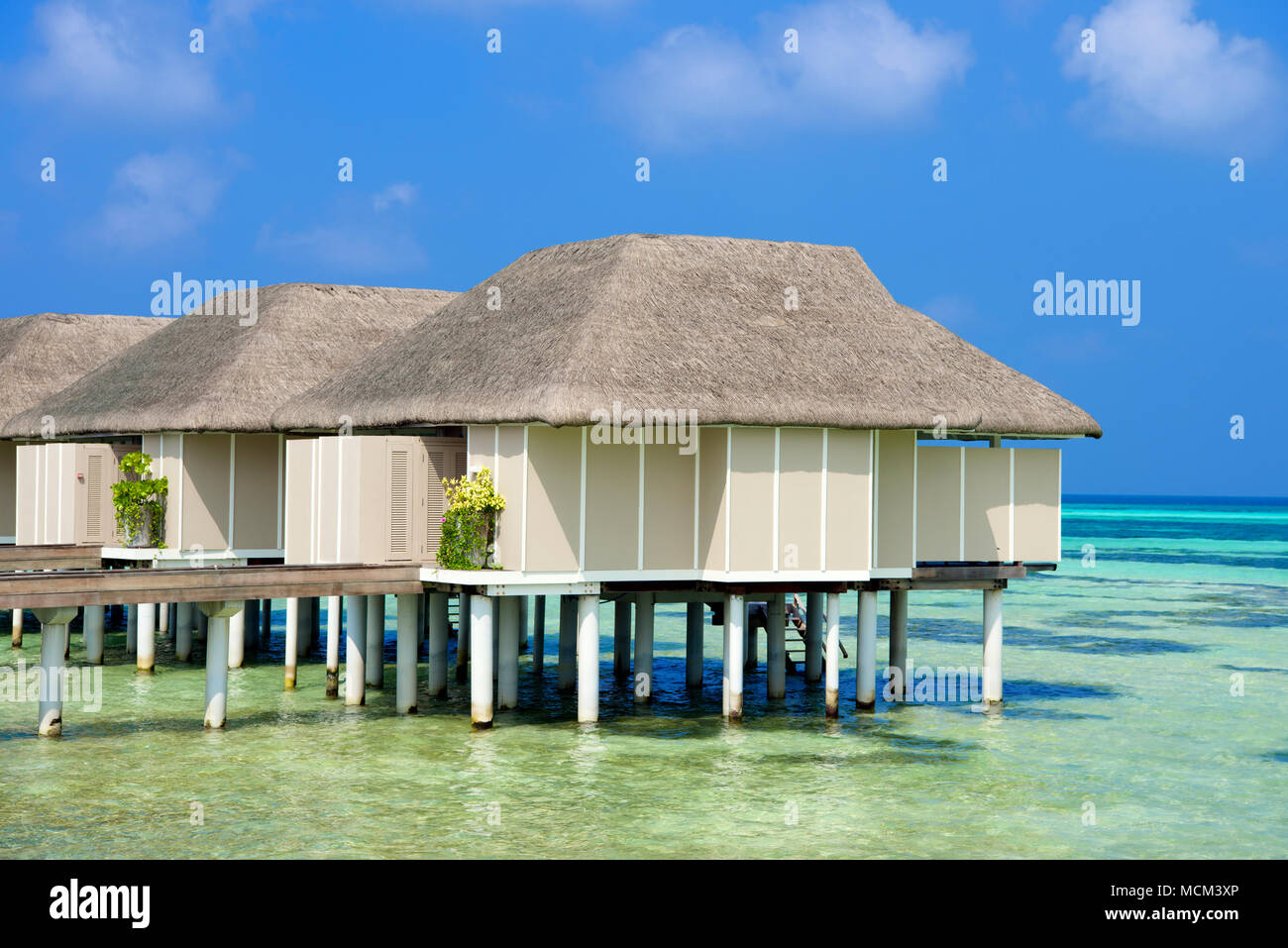 Water Villas de luxe Lux Resort South Ari Atoll Maldives Banque D'Images