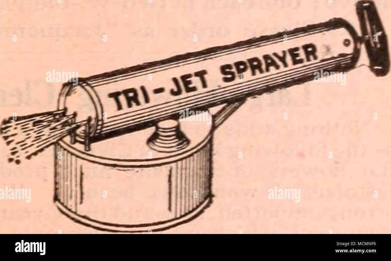 . TYRIAN sprinkleur végétales est essentielle au succès de plantes. Avec elle, vous pouvez rapidement les saupoudrer. Il gardera le feuillage sain et frais. Lance une "pulvérisation comme la pluie." Sa valeur est si évident que, une fois obtenu, vous ne serez pas sans elle. Des services, 80 cts. chaque. Banque D'Images