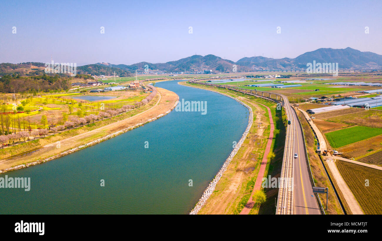 Vue aérienne de la baie de Suncheon Suncheon dans le Jardin international de la ville de Corée du Sud. Vue aérienne du drone. Banque D'Images