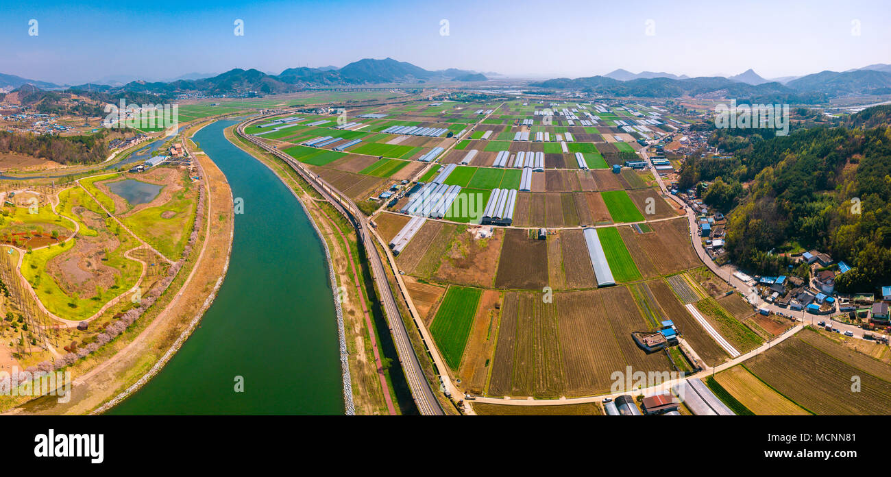 Vue aérienne de la baie de Suncheon Suncheon dans le Jardin international de la ville de Corée du Sud. Vue aérienne du drone. Banque D'Images