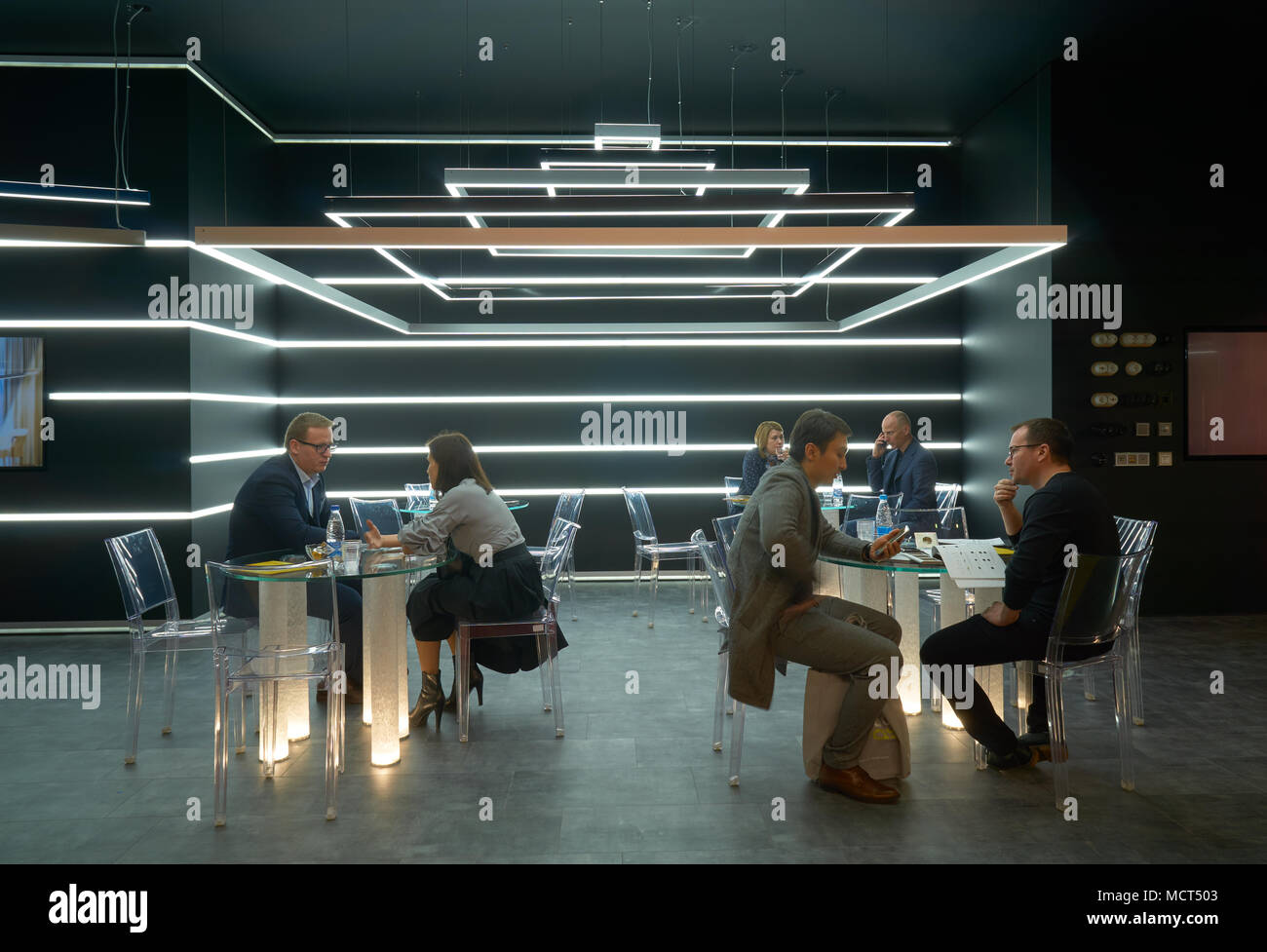 Moscou, Russie - le 04 avril 2018 : Salon International du bâtiment et les matériaux de finition. Werkel Electric Company de prises et d'interrupteurs. Banque D'Images