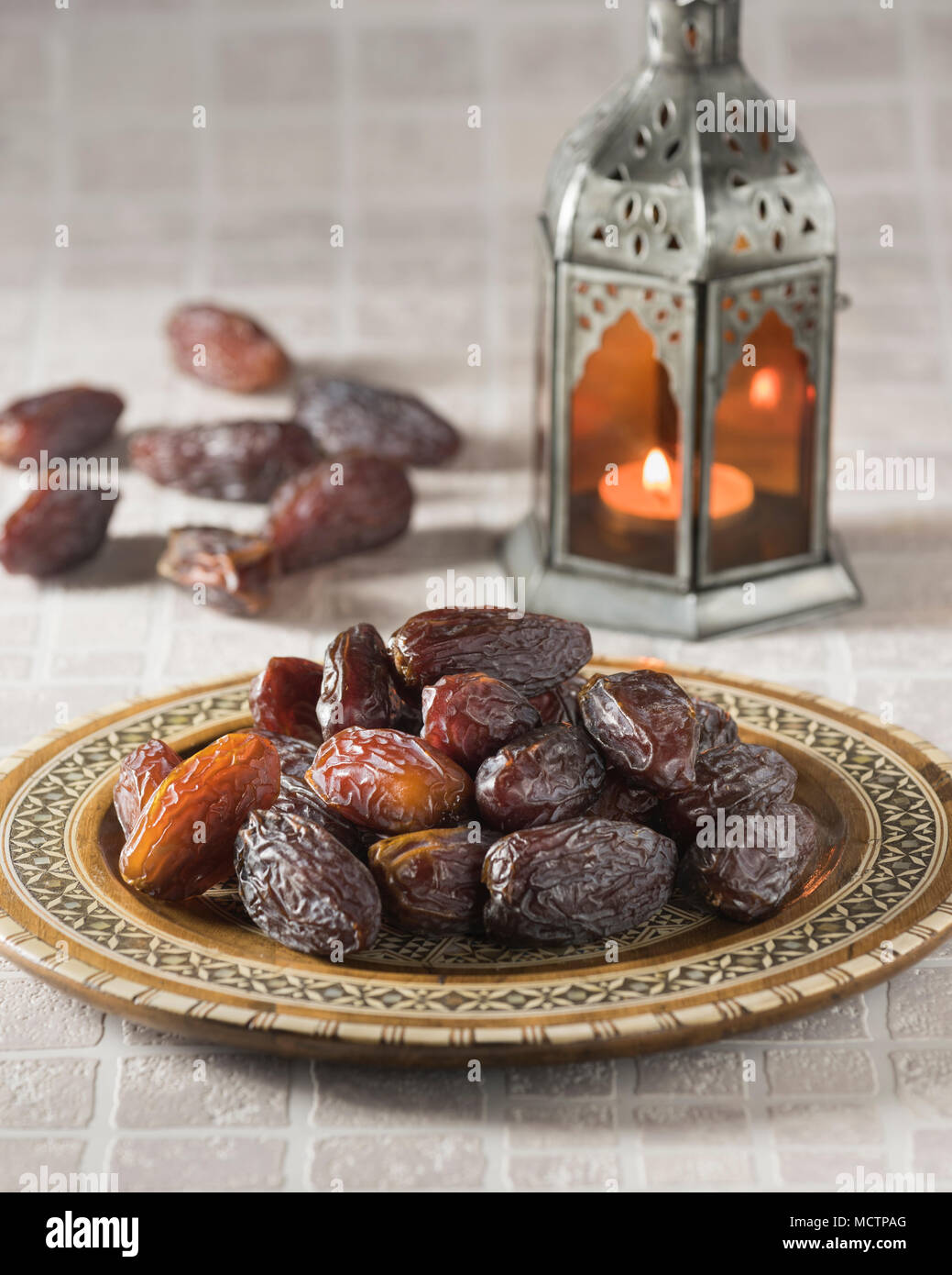 Medjool dates. Fruits secs. L'alimentation Banque D'Images