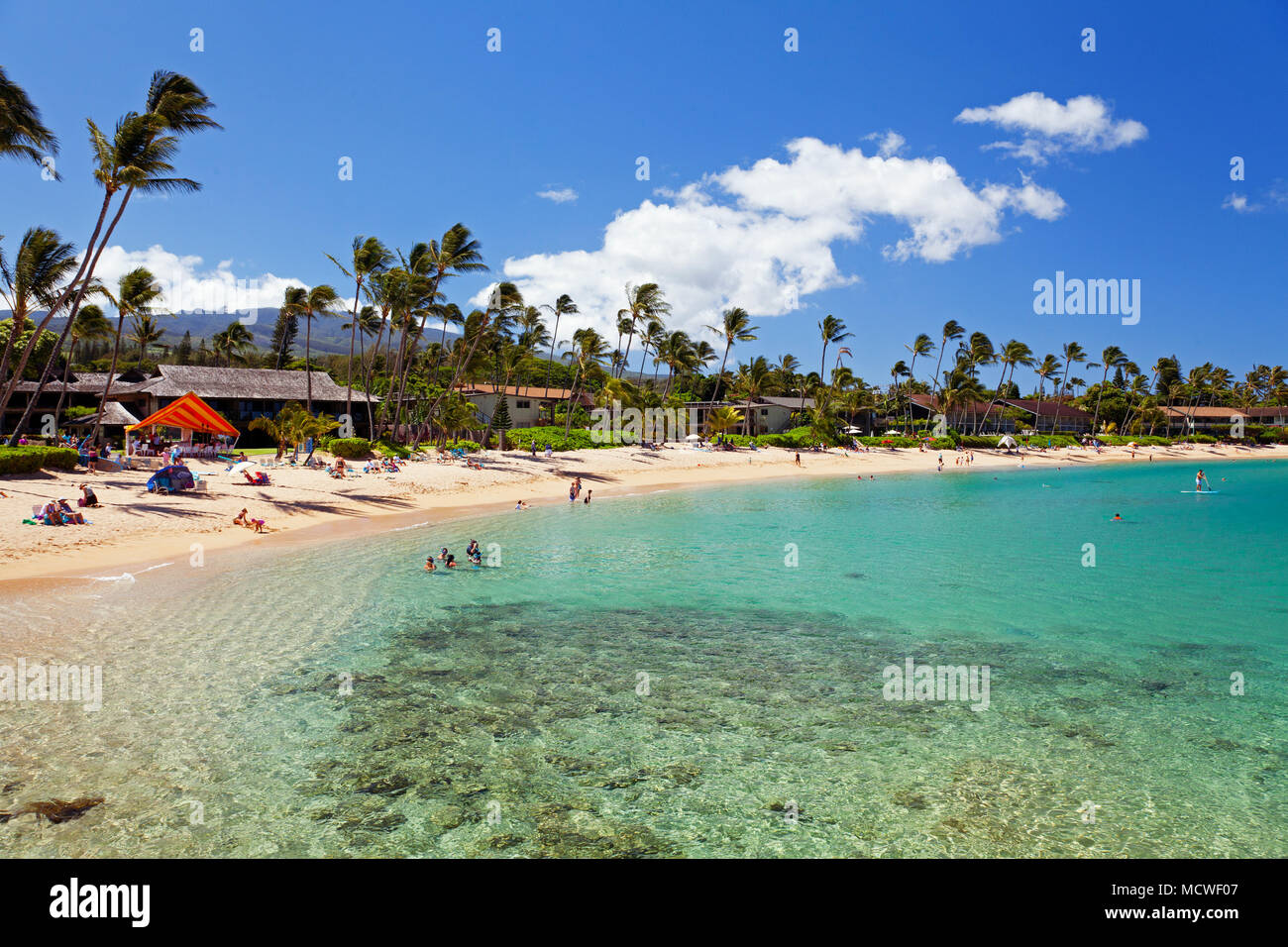 Belle journée à Napili Bay, Maui, Hawaii. Banque D'Images
