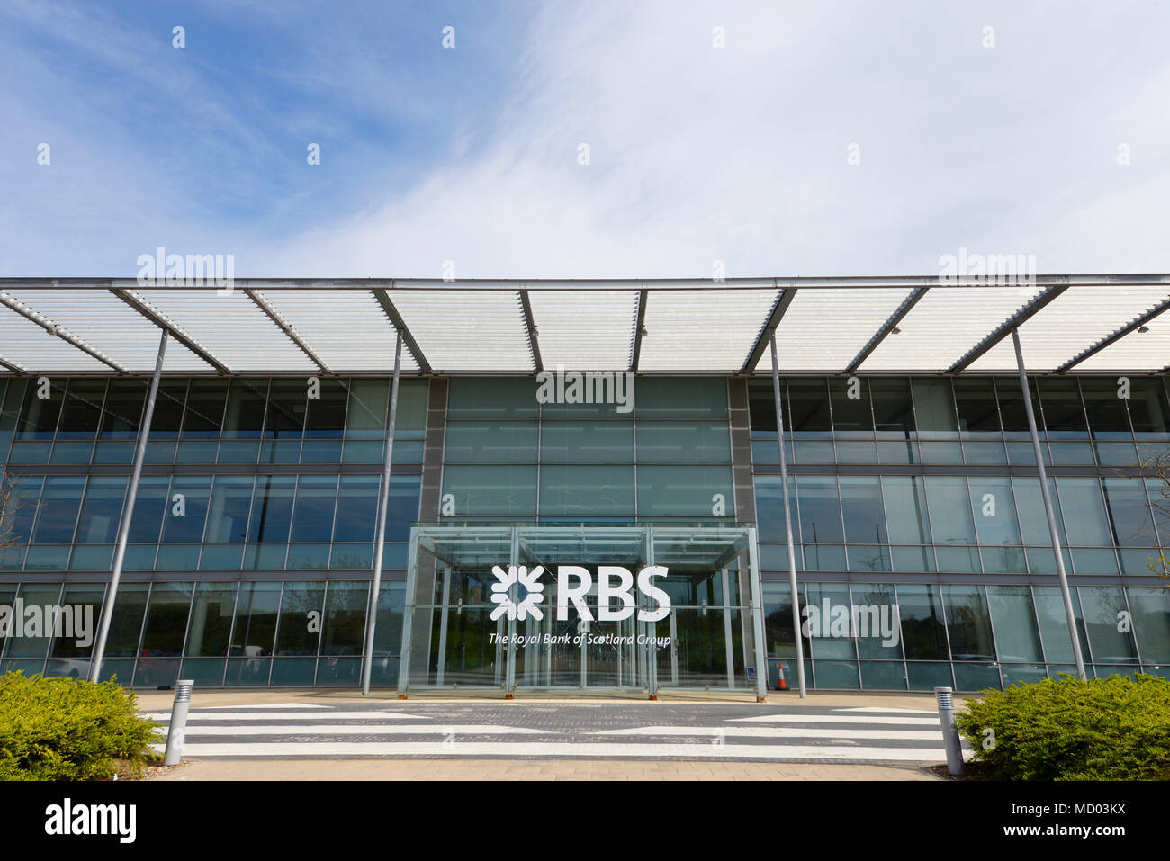Bureau du centre de cartes de crédit du Groupe Royal Bank of Scotland à Southend on Sea, Essex. Logo de la marque RBS, entrée du bâtiment Banque D'Images