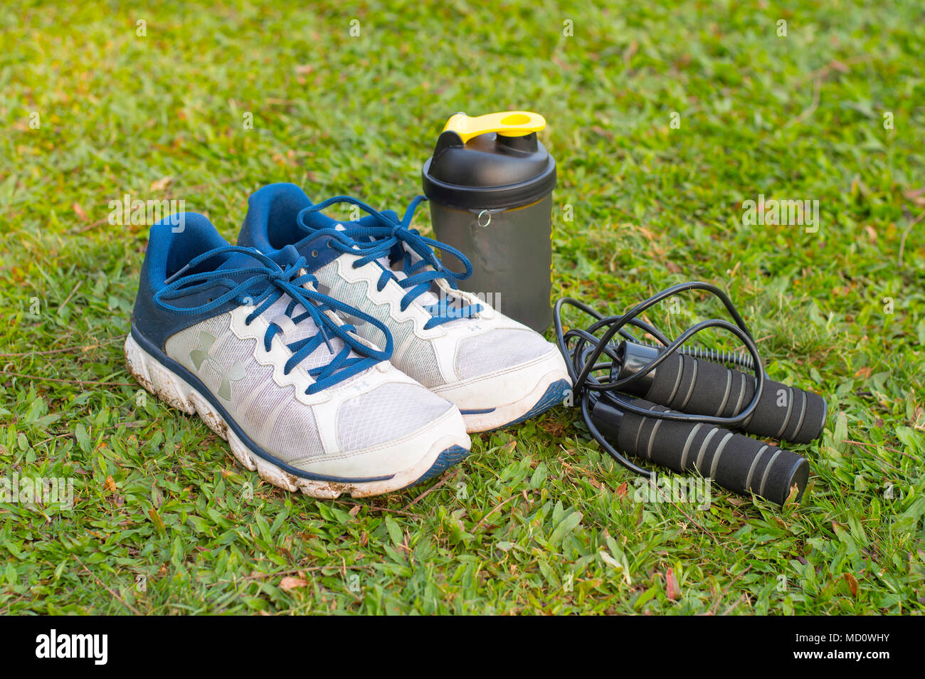 Paire de chaussures de sport et fitness accessoires Banque D'Images