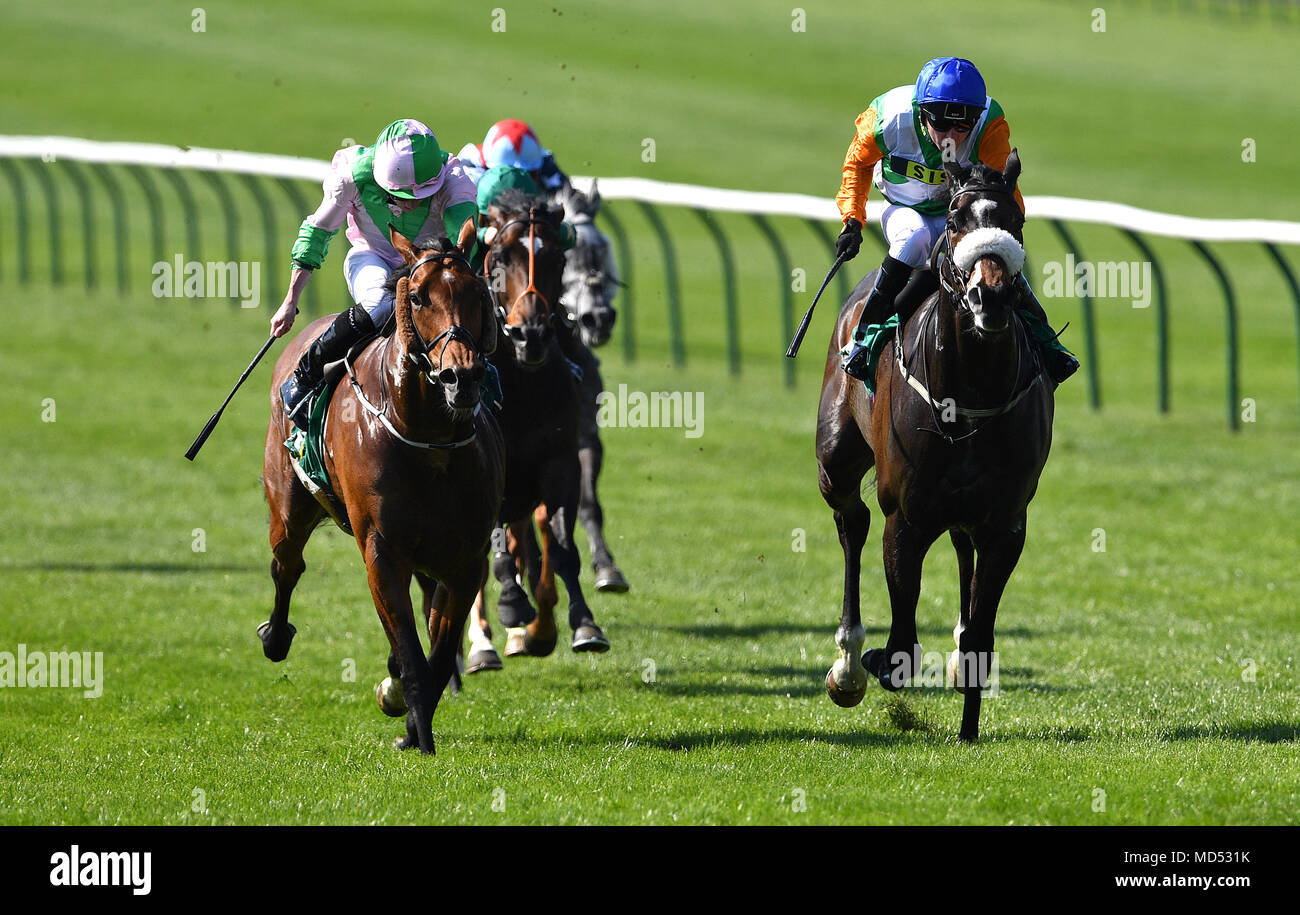 Garde Forestier monté par Jockey Tom Hamilton (droit) gagne le pari365 Comte de Sefton Stakes au cours de la deuxième journée de la Bet365 Craven Réunion à Newmarket Racecourse. ASSOCIATION DE PRESSE Photo. Photo Date : le mercredi 18 avril, 2018. Voir l'activité de course histoire de Newmarket. Crédit photo doit se lire : Joe Giddens/PA Wire Banque D'Images