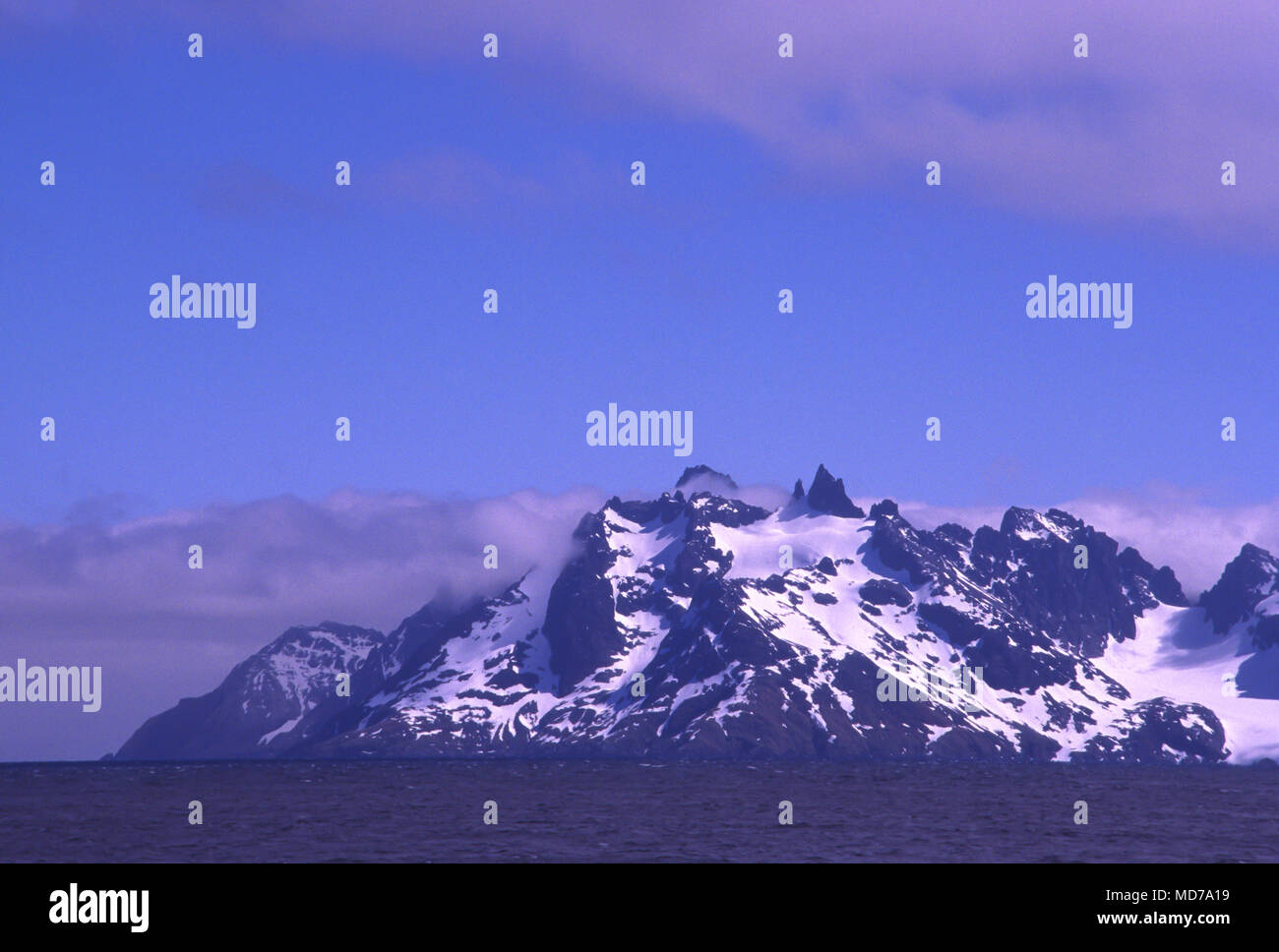 Pics accidentés et les glaciers, South Georgia Island, l'Antarctique. Banque D'Images