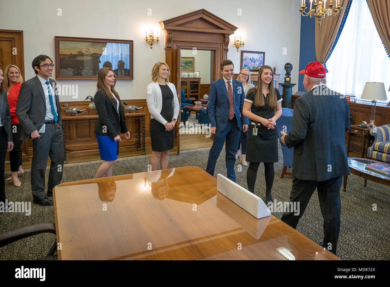 Ministère de l'Agriculture des États-Unis (USDA), Sonny Perdue Secrétaire répond à la Chambre & Comité sénatorial de l'Agriculture stagiaires dans le bâtiment Whitten, le 10 avril 2018. Banque D'Images