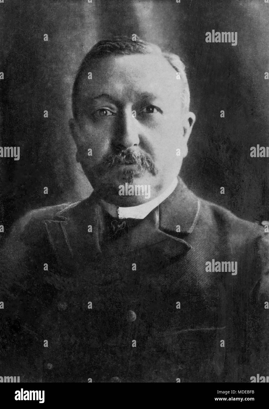 Portrait de Maurice Berteaux ( 1852 - 1911 ) ministre de la guerre ( 1904 - 1905 ) - photographie par Anonyme Banque D'Images