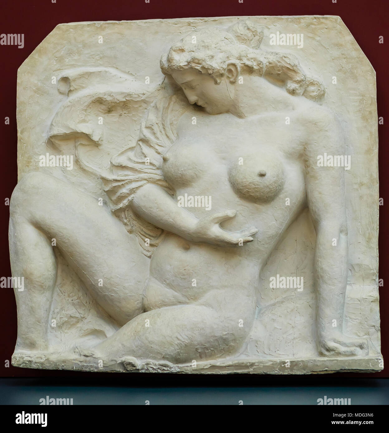 Baigneuse (baigneurs), le plâtre bas-relife par Aristide Maillol. Musée d'Orsay. Paris, France Banque D'Images