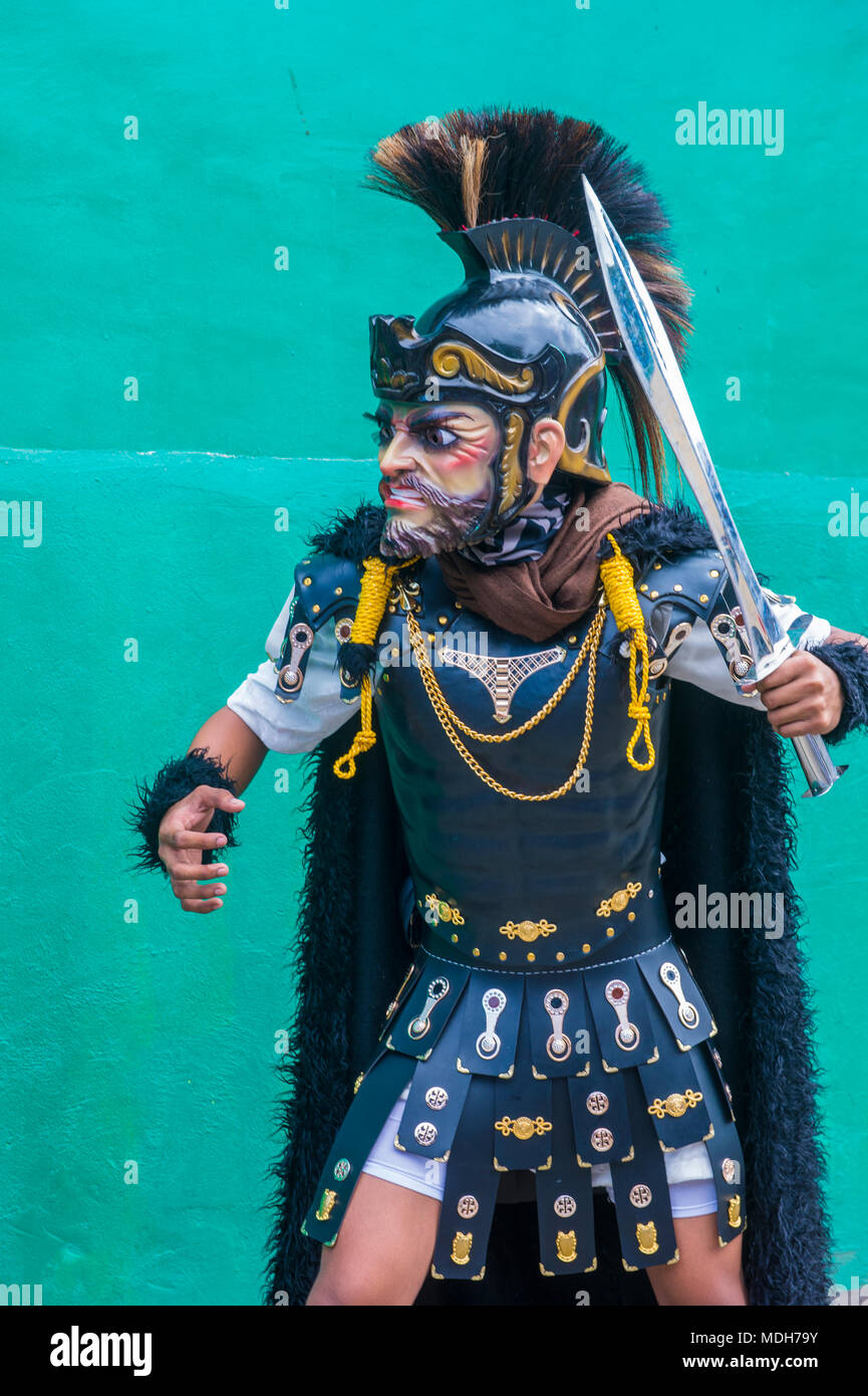 Participant au festival Moriones sur l'île de BOAC Marinduque aux Philippines. Banque D'Images