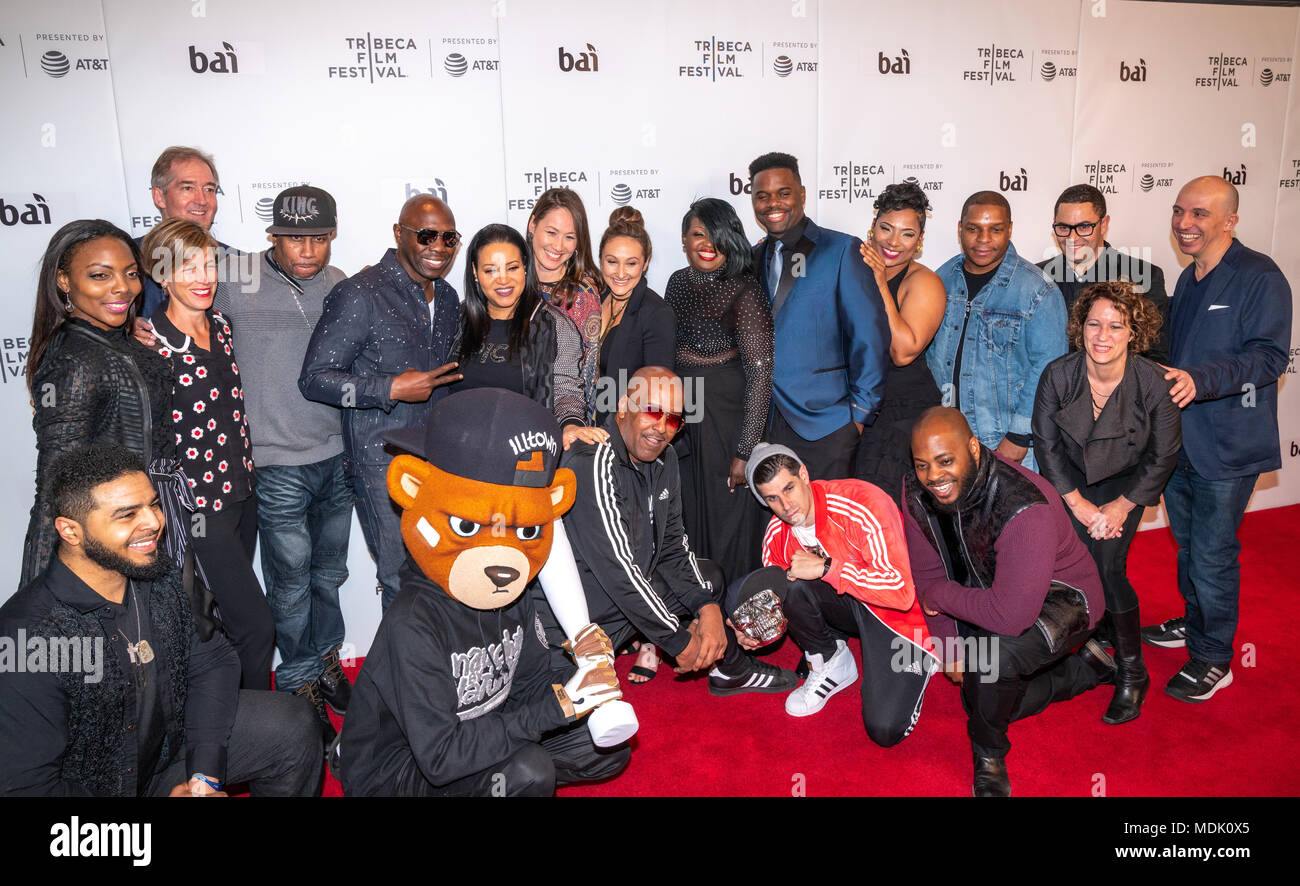 New York, États-Unis, 19 avril 2018. La distribution et l'équipe de 'United Skates' poser au Tribeca Film Festival 2018 Première mondiale de leur film dans la ville de New York. Photo par Enrique Shore​ / Alamy Live News Banque D'Images