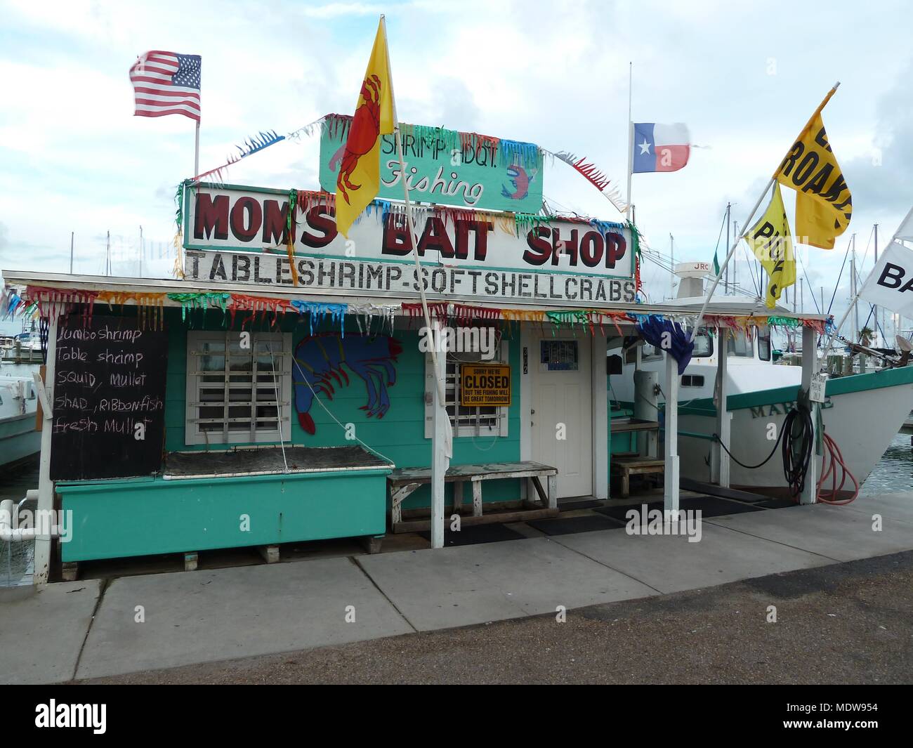 Aransas Bay Boat Harbour Marina boutique appâts de pêche et des fruits de mer sur les eaux du golfe du Mexique à Rockport, Maine, USA. Banque D'Images