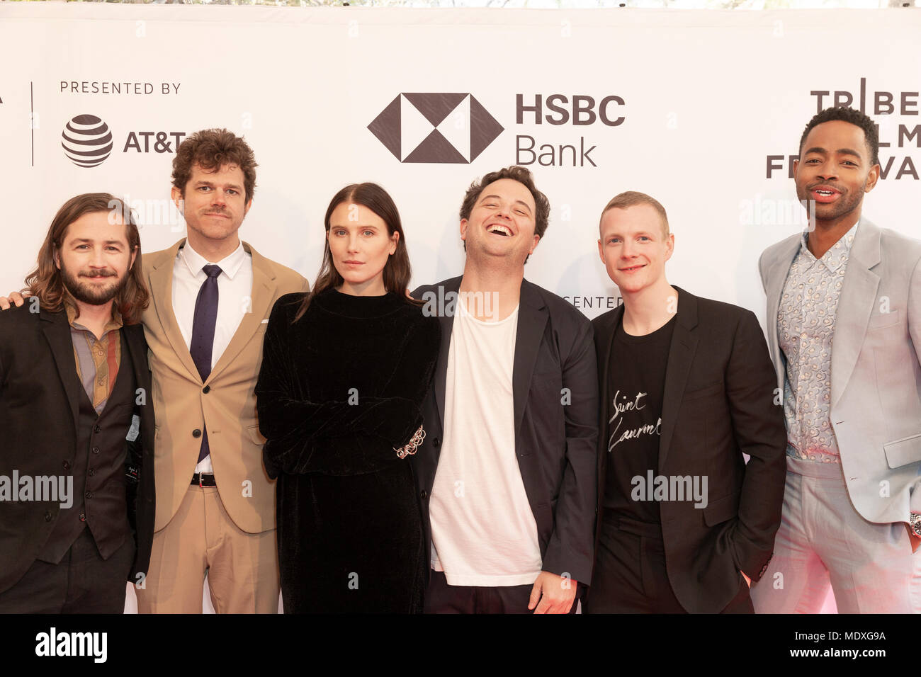 NEW YORK, NY - 20 avril : Michael Angarano, Andre Hyland, le MEER Hemingway, Sam Boyd, Patrick Gibson, Jay Ellis assister à la "dans une relation de projection pendant le Festival du film de Tribeca 2018 SVA au Theatre le 20 avril 2018 à New York. Credit : Ron Adar/Alamy Live News Banque D'Images