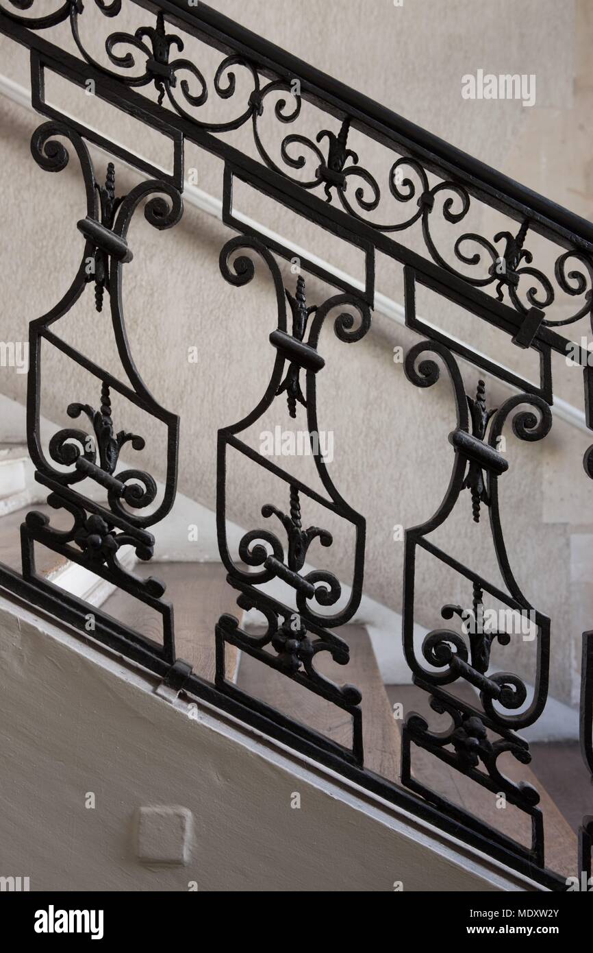 Paris, 14 rue Charlemagne, lycee Charlemagne, escalier de l'immeuble de la logistique. Banque D'Images