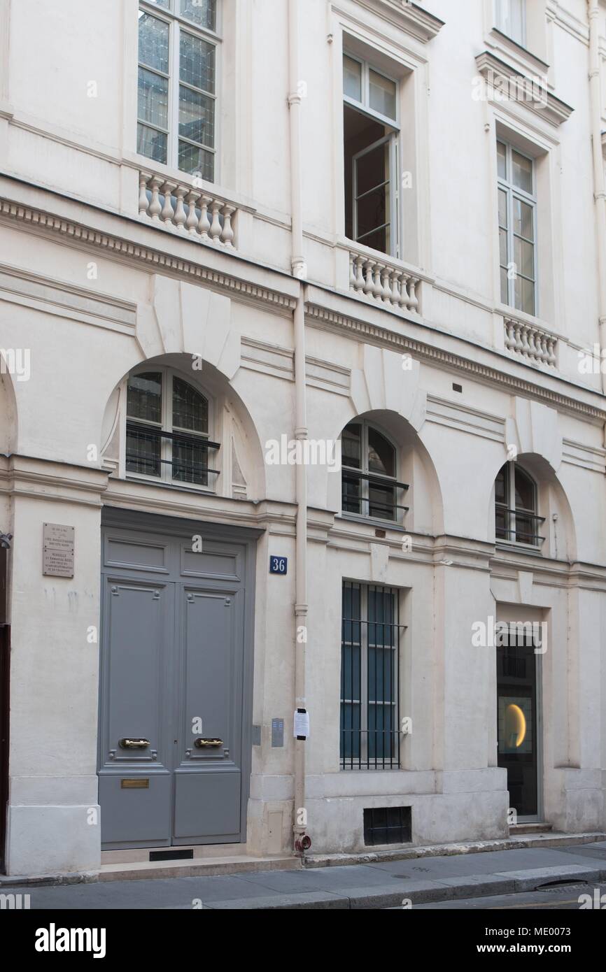 Paris, 1e arrondissement, 36 rue montpensier, bâtiment où Jean Cocteau a vécu, et aussi Mireille et Emmanuel Berl Banque D'Images