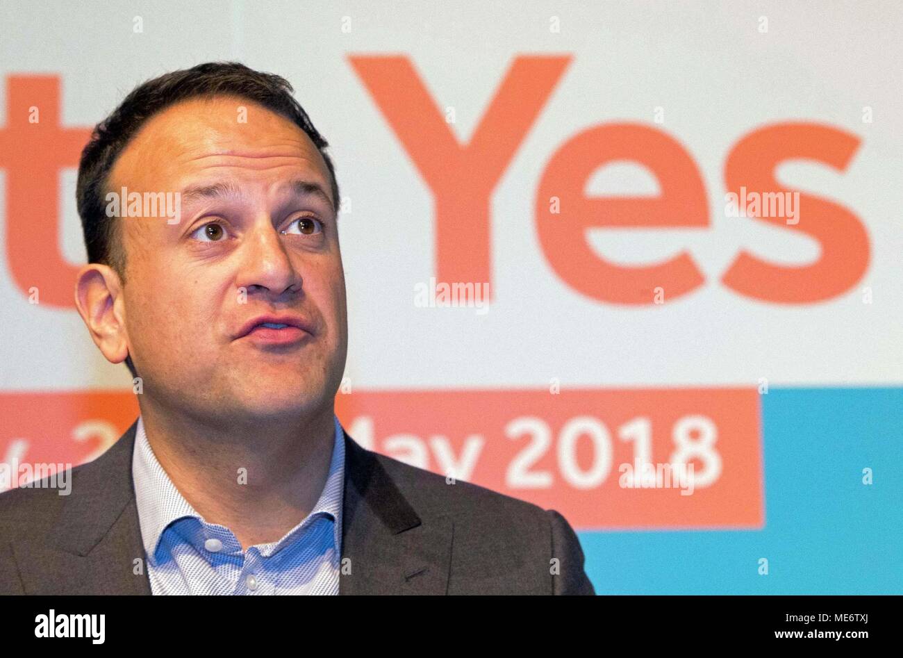 Taoiseach Leo Varadkar fait un discours lors d'un événement organisé par les membres du Fine Gael en appuyant sur pour un oui au référendum à venir sur le Huitième amendement, à la Smock Alley Theatre à Dublin. Banque D'Images