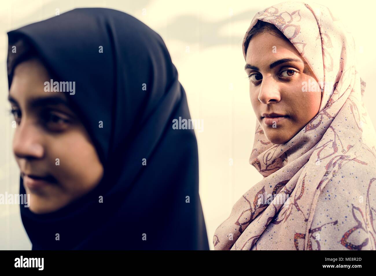Un groupe de jeunes femmes musulmanes Banque D'Images