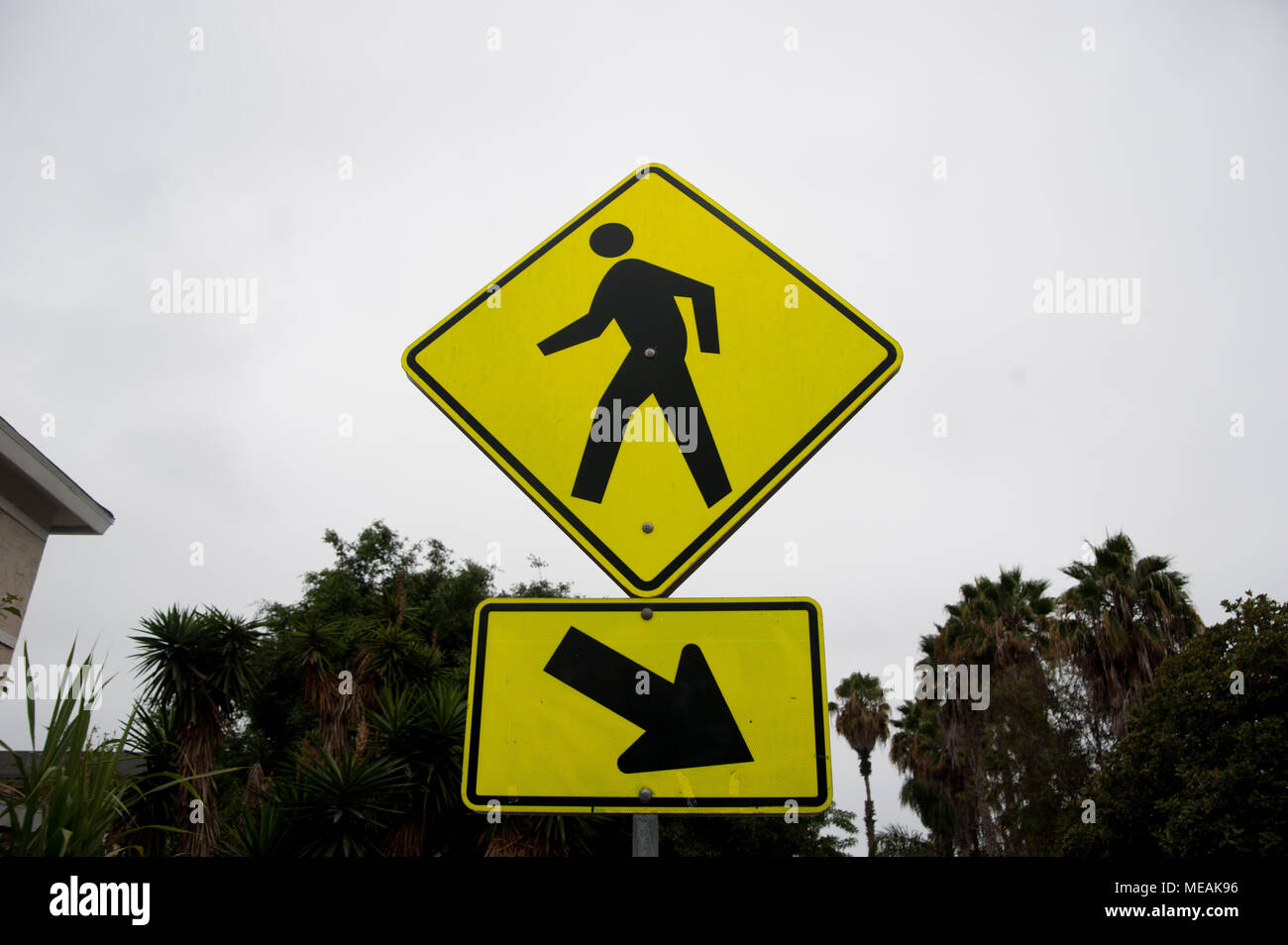 Signe de marche dans le parc autour de Long Beach, en Californie. La Californie est connue avec une bonne dit s. Banque D'Images