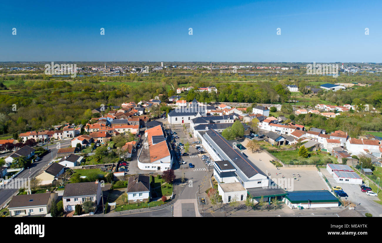 Photographie aérienne de Saint Jean de Boiseau et Coueron villes en Loire Atlantique, France Banque D'Images