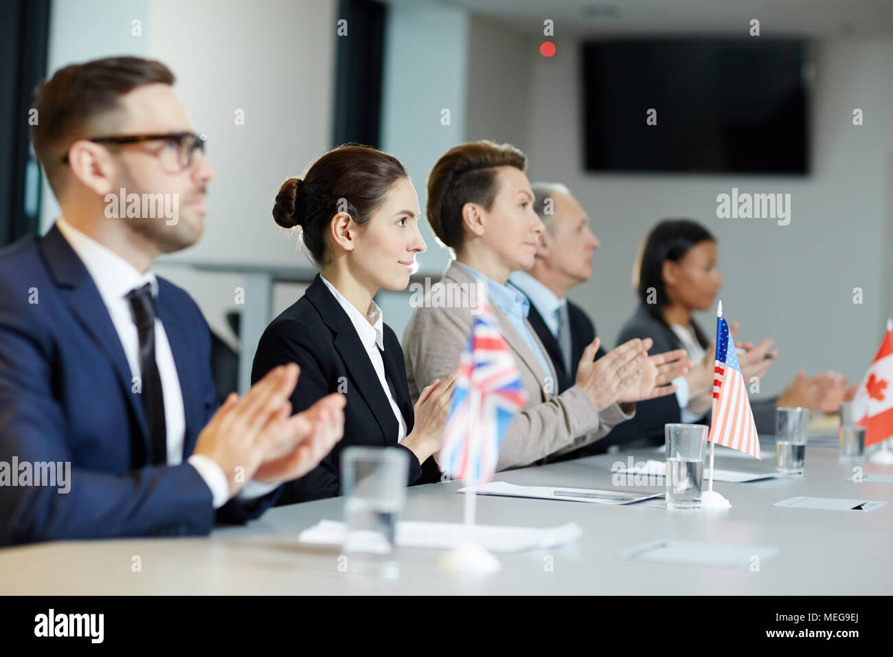 Se félicitant de l'auditoire Banque D'Images