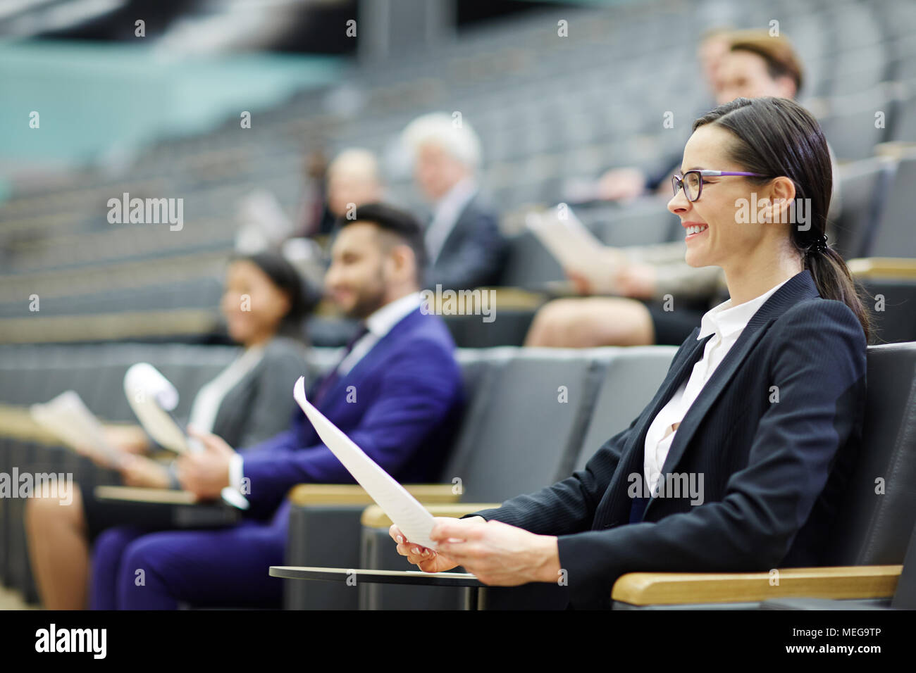 Public heureux Banque D'Images