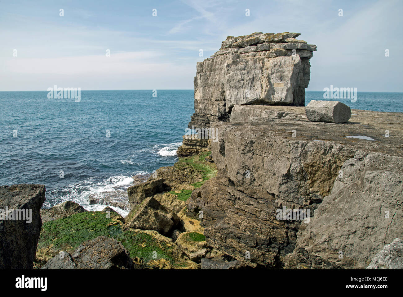 Une vue de Pulpit Rock à Portland Bill, Dorset, Angleterre Banque D'Images