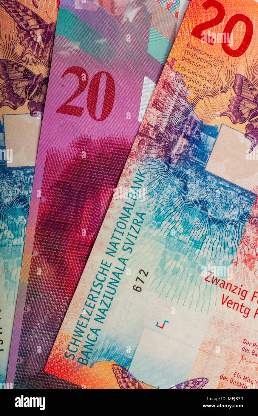 Les billets de banque suisses - une collection d'anciens et nouveaux francs vingt notes. L'argent comptant. Banque D'Images
