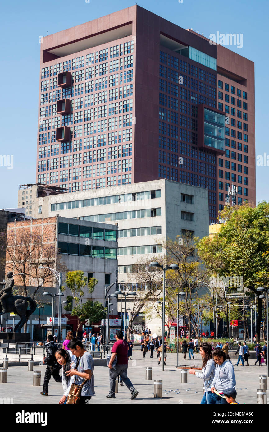 Mexico,mexicain,hispanique,centre historique,Plaza Avenida Juarez,Tribunal supérieur de Justicia del Distrito Federal,gratte-ciel,architecte Ledor Banque D'Images