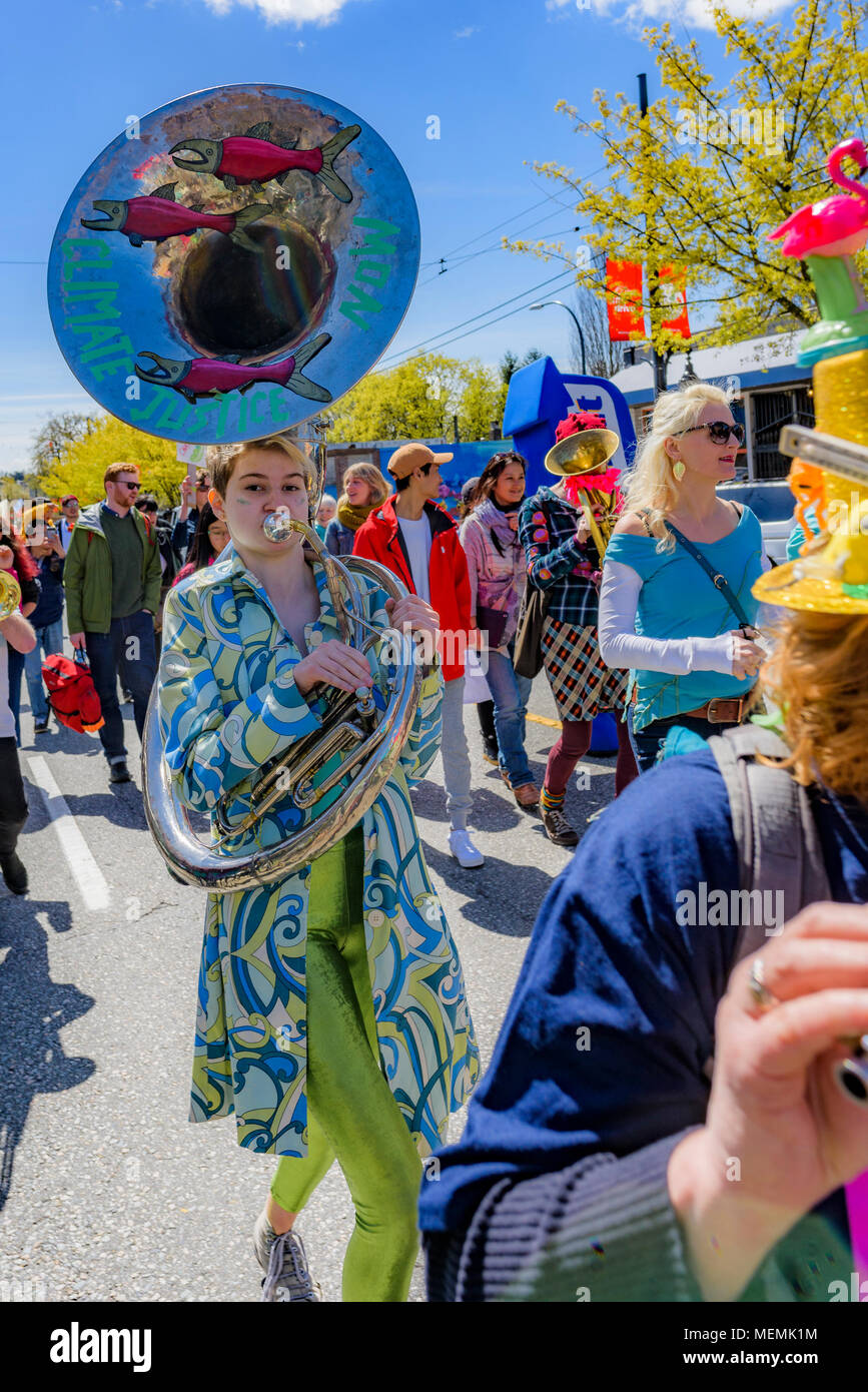 Défilé de la Journée de la Terre 2018, Vancouver, Colombie-Britannique, Canada. Banque D'Images