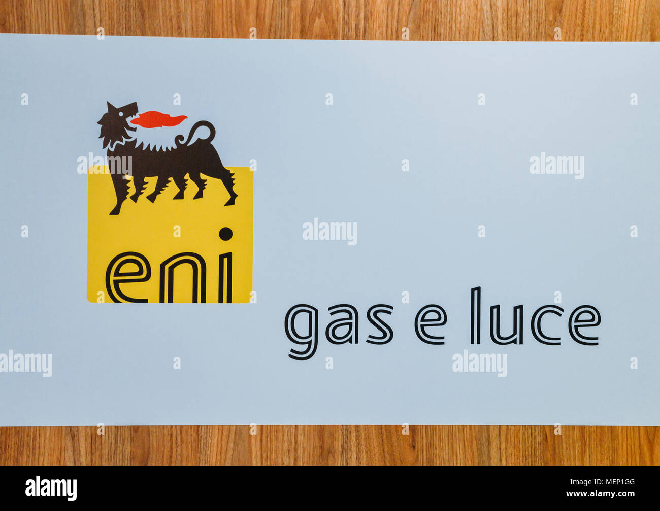 Milan, Italie - 21 Avril 2018 : rédaction d'illustration d'Eni Gas e Luce company sur un panneau Banque D'Images