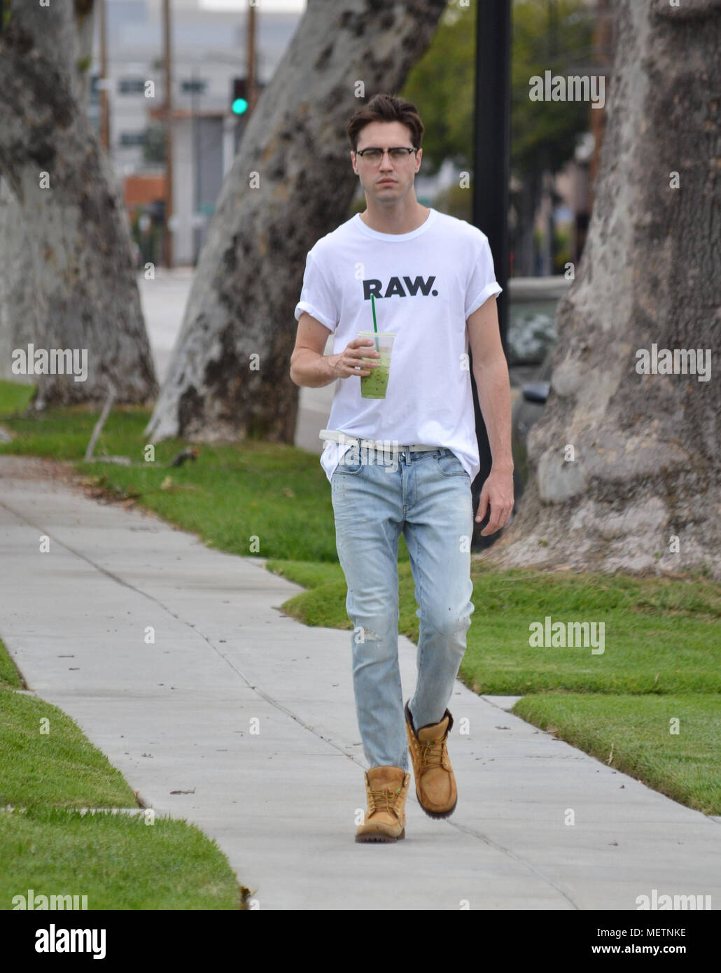 Los Angeles, CA, USA. Apr 21, 2018. Ryan McCartan dehors et environ dans la région de Los Angeles sur un beau jour. Credit : poinçon de médias/Alamy emblématique Live News Banque D'Images